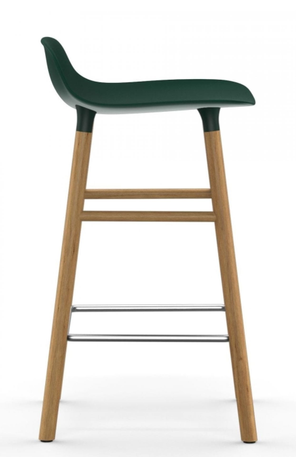 Normann Copenhagen Form Barhocker H 65 cm mit Holzbeinen und grüner Sitzfläche.