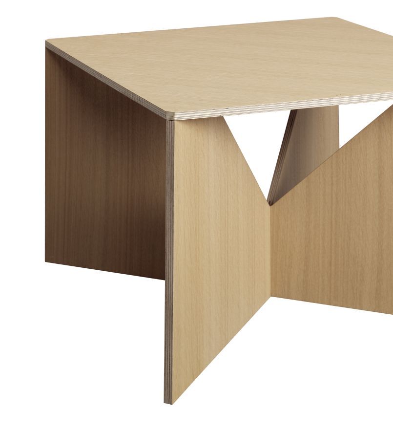 Calvert FK04 Couchtisch e15