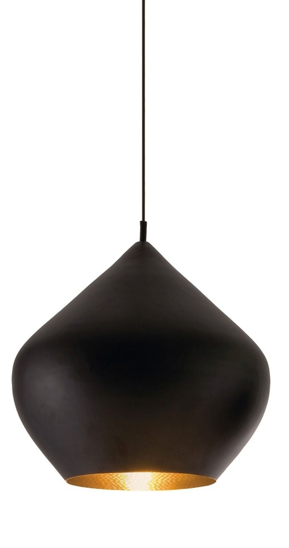 Schwarze Tom Dixon Beat Stout Pendelleuchte mit goldener Innenseite und braunem Kabel.