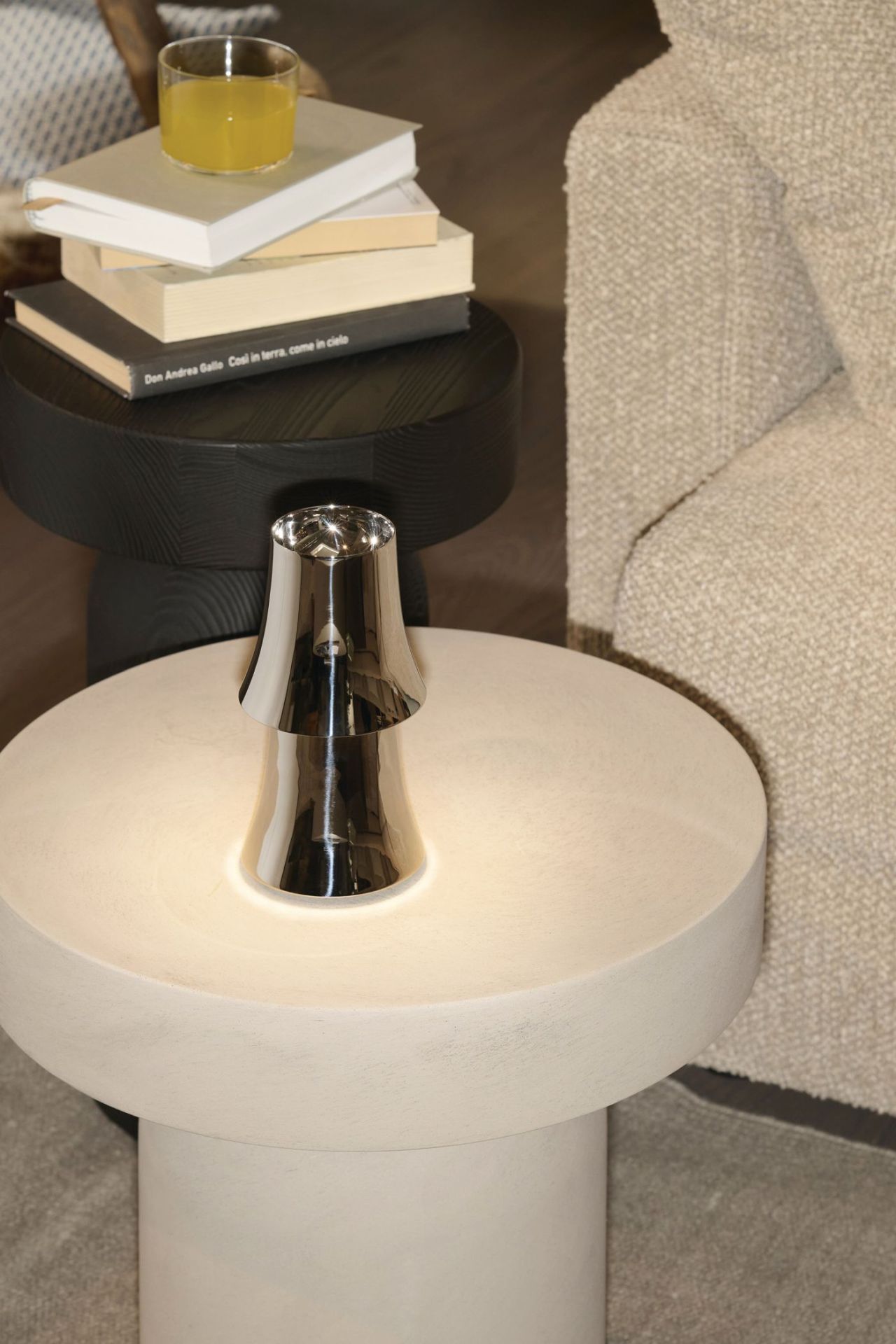 Halesia tragbare Tischleuchte Alessi