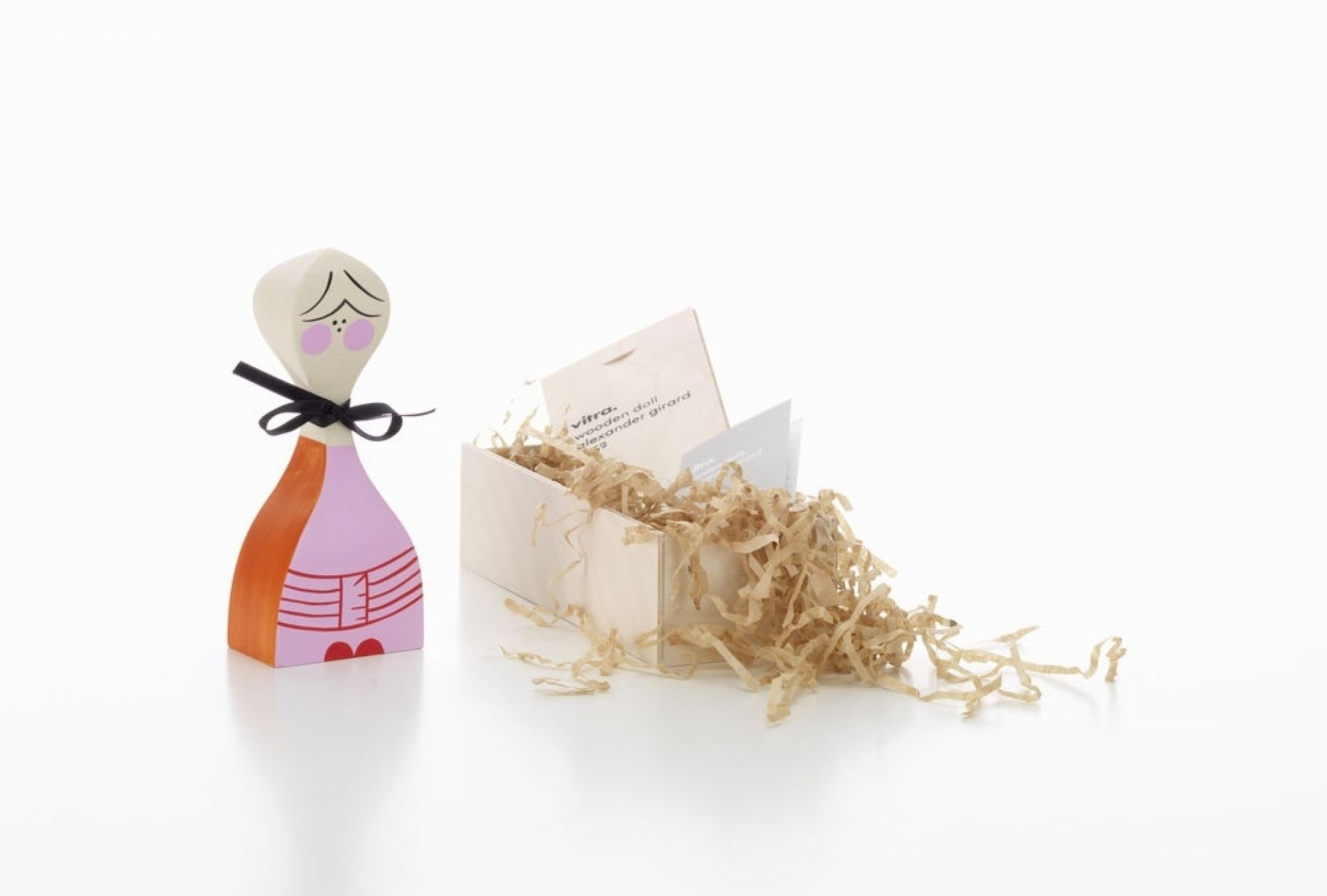 Vitra Wooden Doll No. 2 Holzfigur mit Geschenkverpackung, dekorative Sammlerfigur aus Holz.