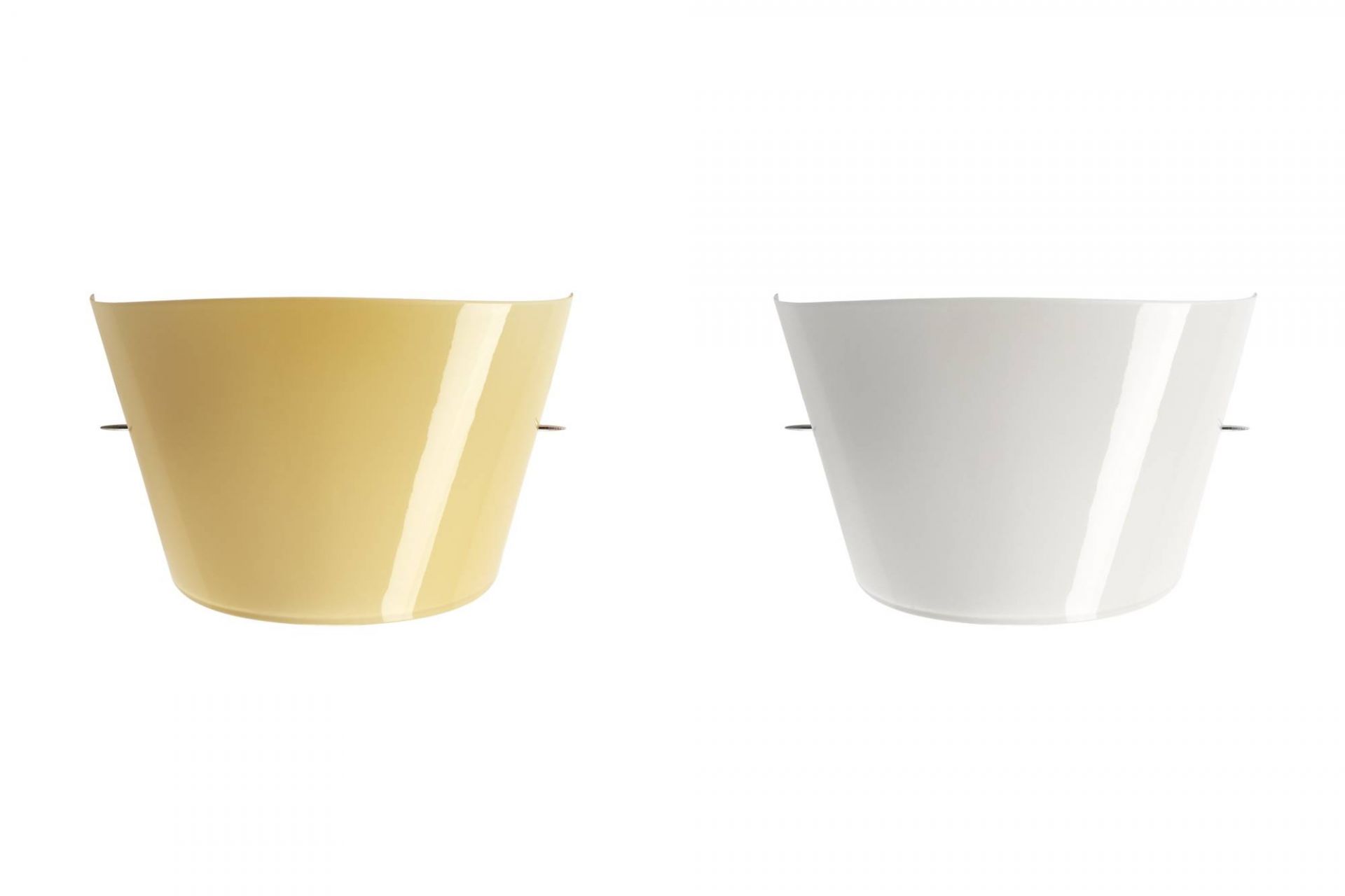 Gelbe und weiße Tutu Wandleuchte von Foscarini, moderne Innenbeleuchtung für Wohnzimmer und Schlafzimmer.