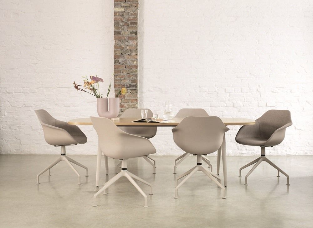 Yonda Universalstuhl Viersternfuß Wilkhahn