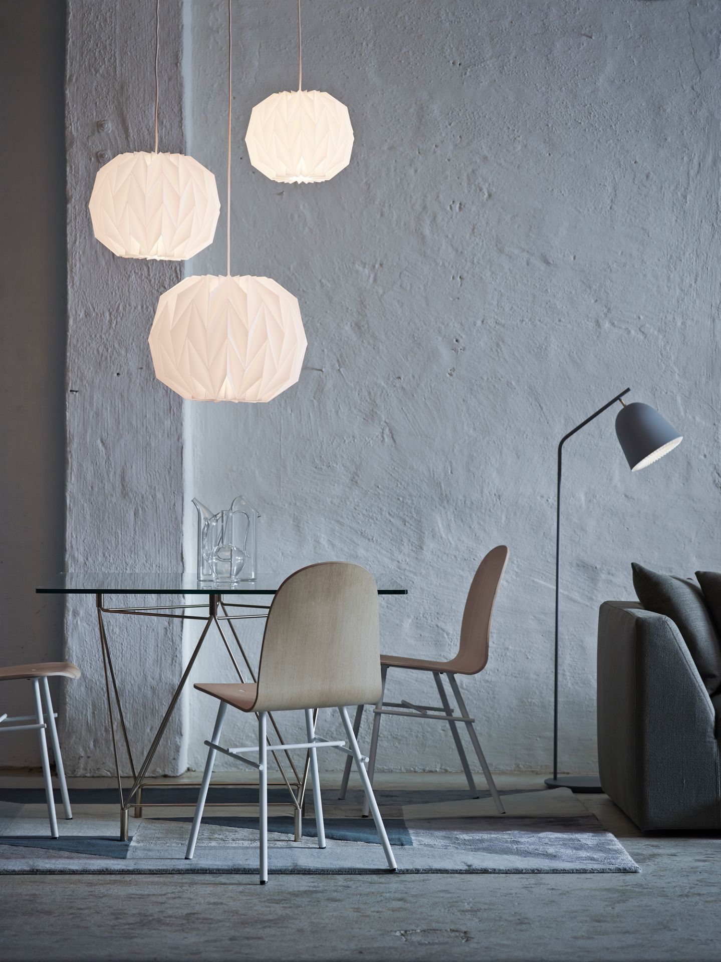 Cache Floor Stehleuchte Le Klint-schwarz