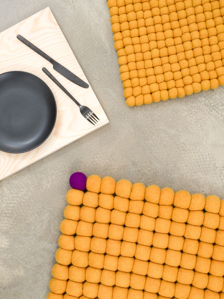 Big One Rechteckig Filzteppich 200 x 300 cm myfelt Ockergelb