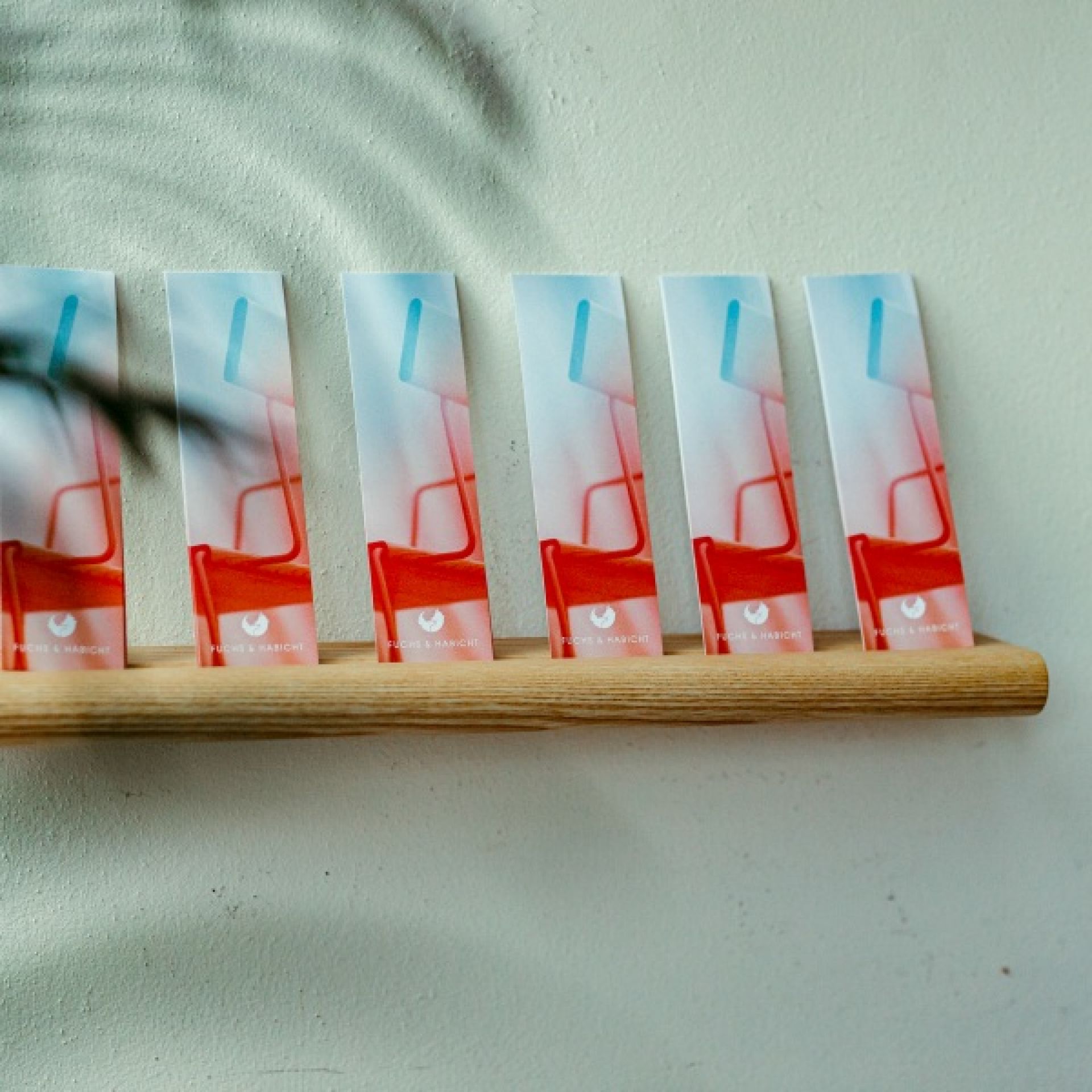 D:001 Wandregal Fuchs & Habicht