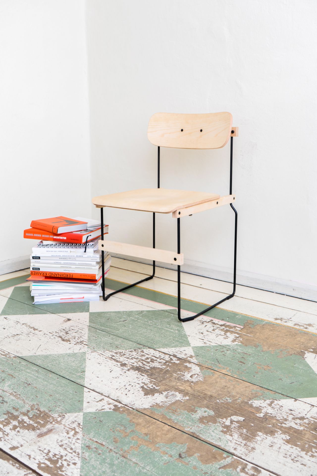 Bruto Stuhl ohne Armlehne Nils Holger Moormann