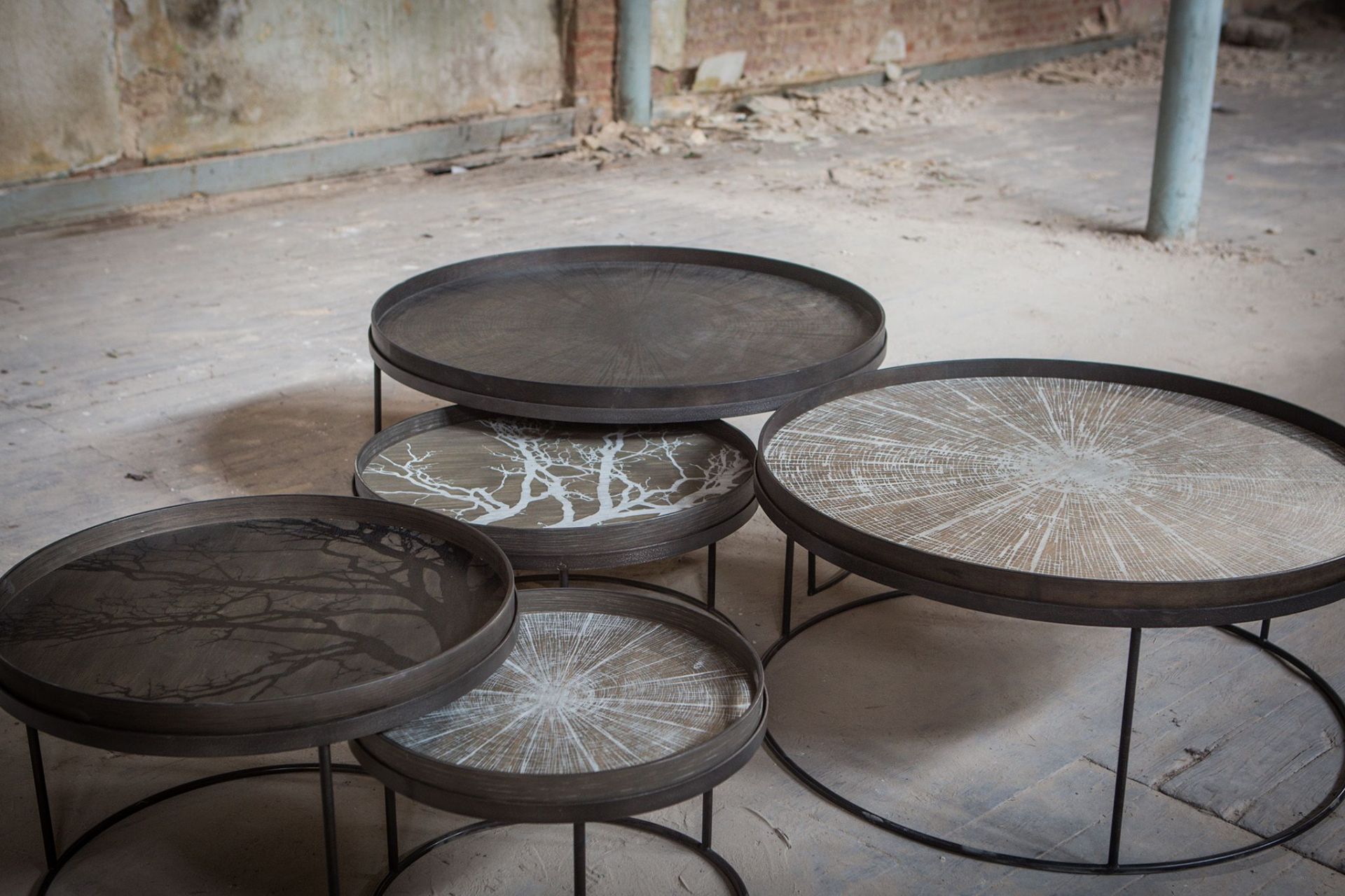 Couchtisch 2-er Set Schwarz Rund L/XL Ethnicraft