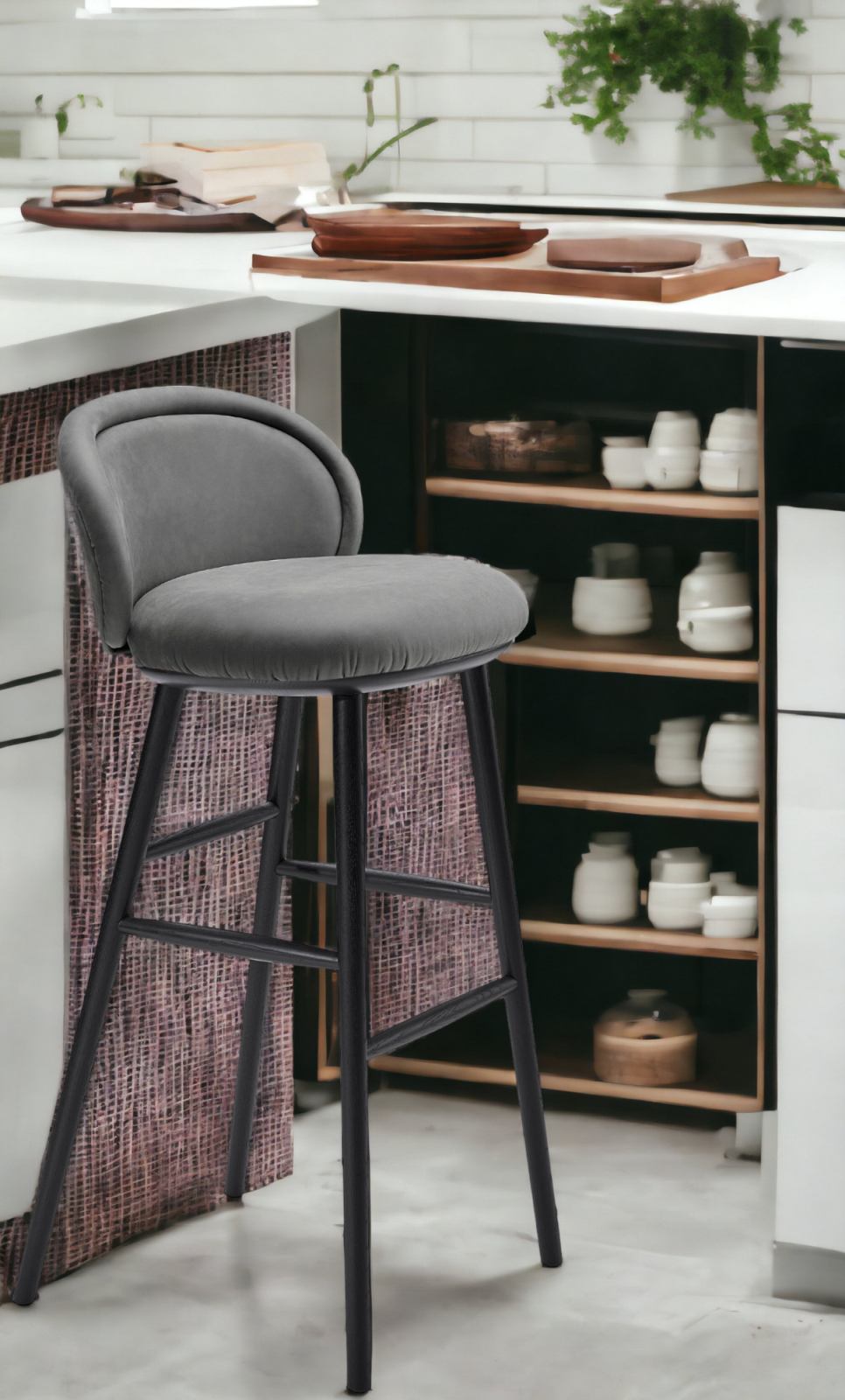 Grauer Ona Barstool Barhocker mit schwarzem Gestell in einer modernen Küche. Freifrau Manufaktur Design.