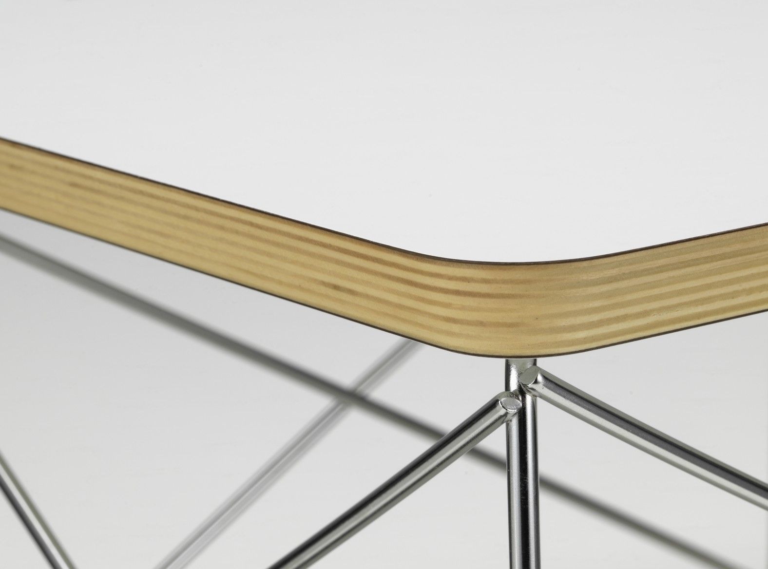 Occasional Table LTR Beistelltisch HPL Weiss Vitra 