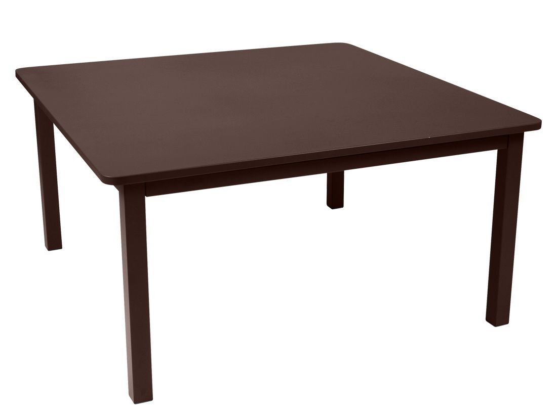 Brauner, quadratischer Craft Tisch von Fermob für den Außenbereich, ideal für Garten und Terrasse.