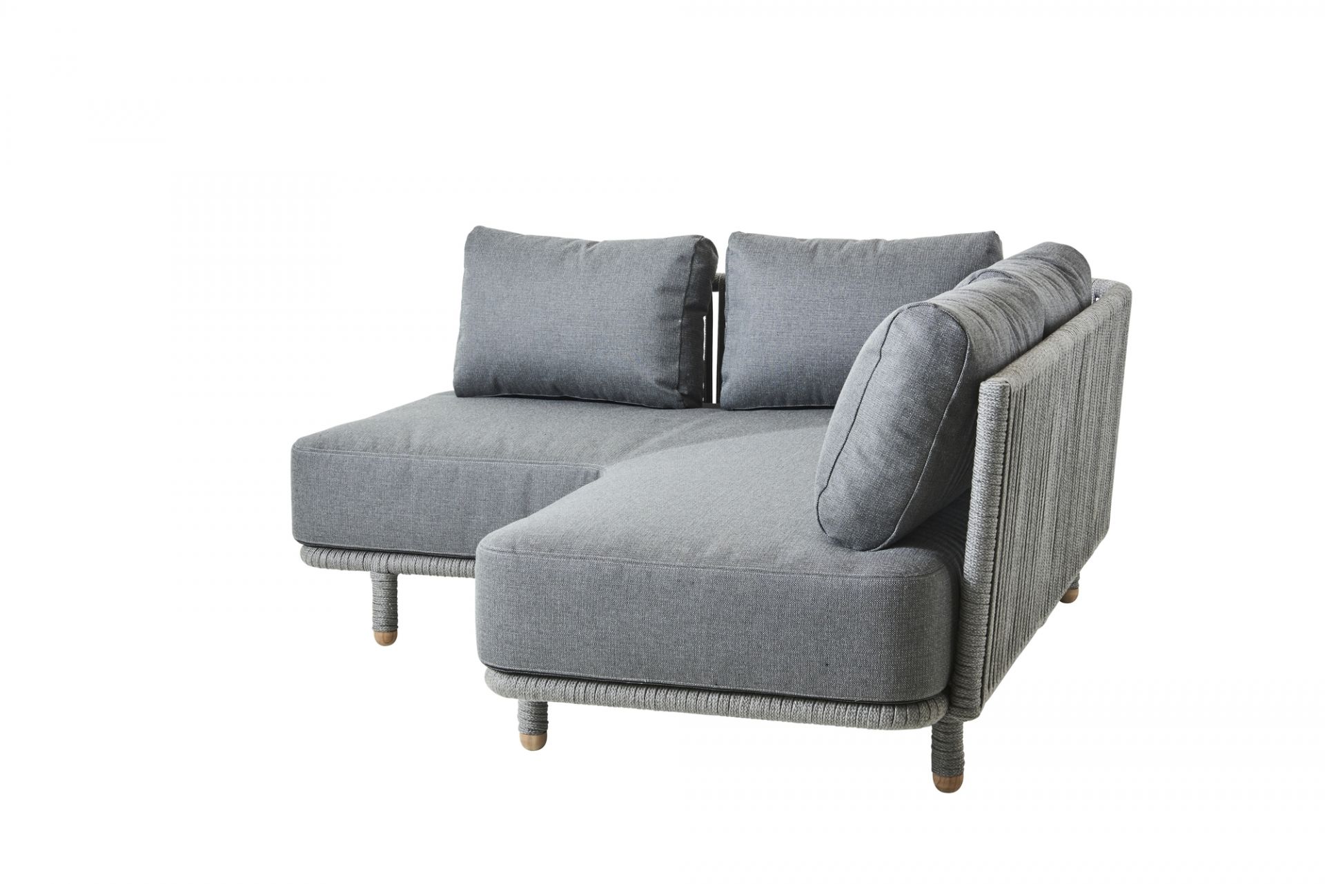 Graues Cane-Line Moments Outdoor Sofa Eckmodul mit Kissen für Garten und Terrasse.