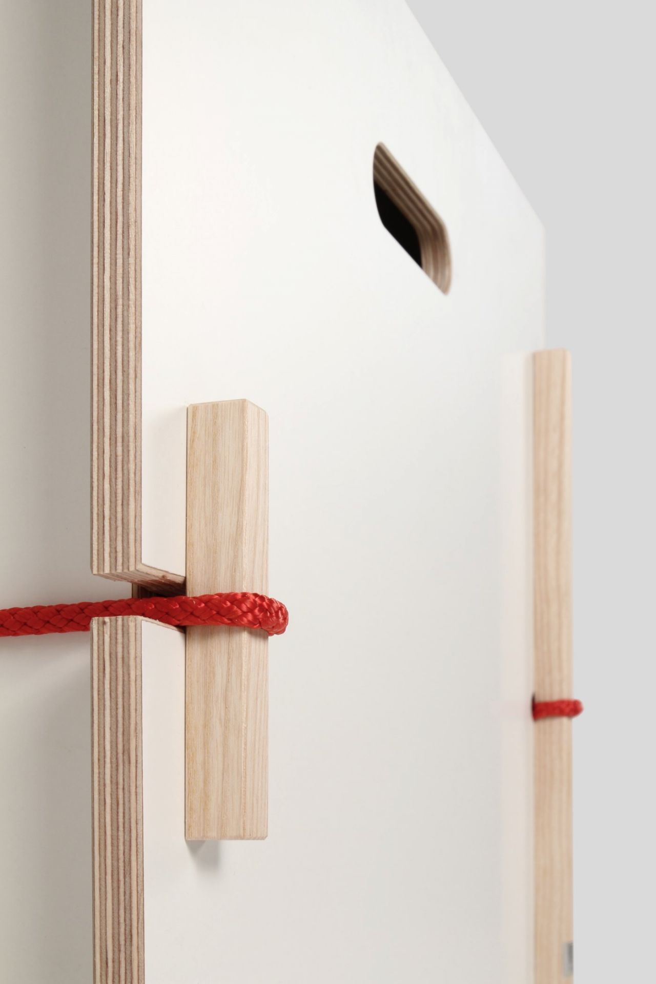 Trude Nils Holger Moormann