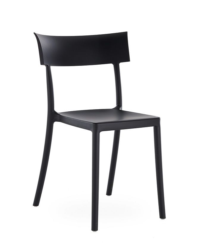 Schwarzer Catwalk Stuhl von Kartell, moderner Designstuhl aus Kunststoff für Esszimmer und Wohnbereich.