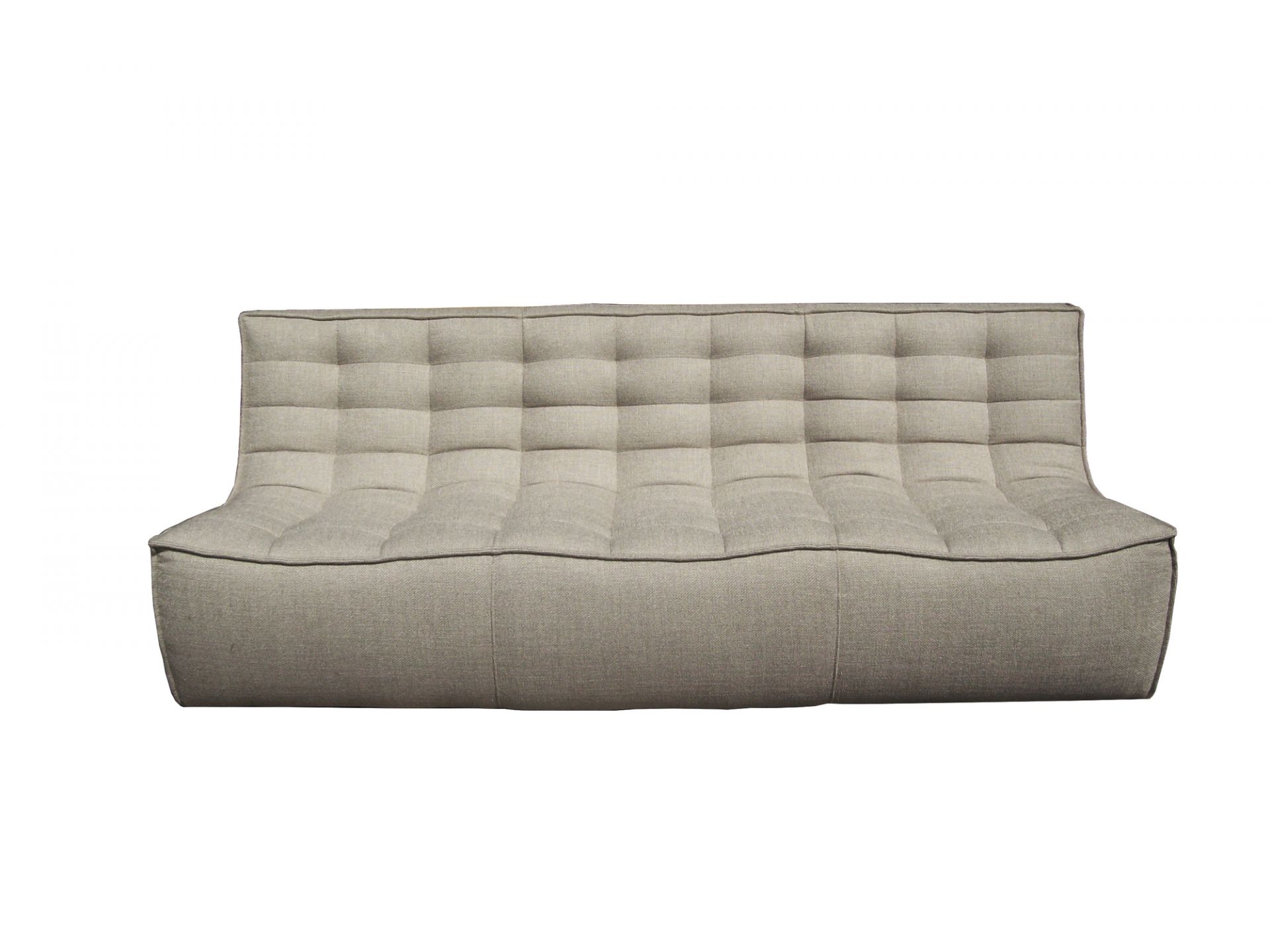 N701 Sofa von Ethnicraft, 3-Sitzer in Leinenoptik, modernes Design mit quadratischer Steppung, bequemes Polstermöbel.