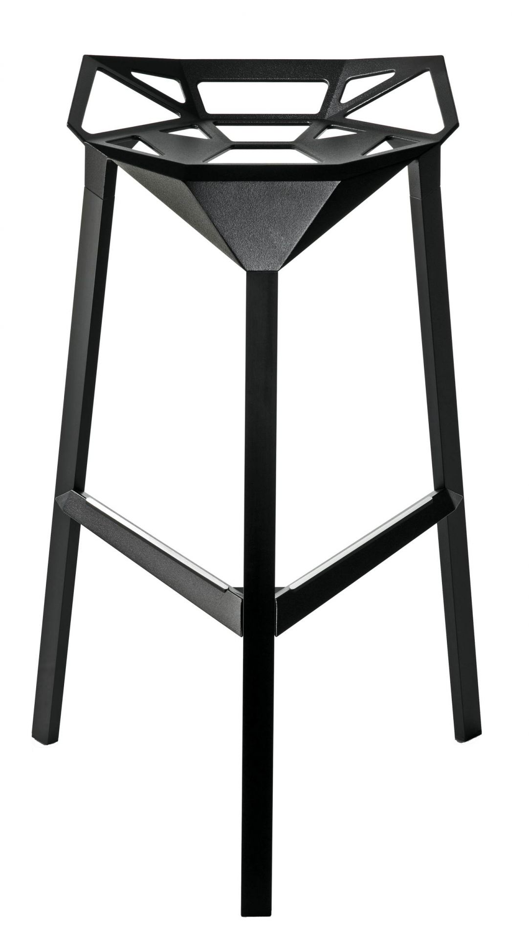 Schwarzer Stool One Barhocker von Magis mit dreibeinigem Gestell und geometrischer Sitzfläche. Moderner Design Barstuhl.