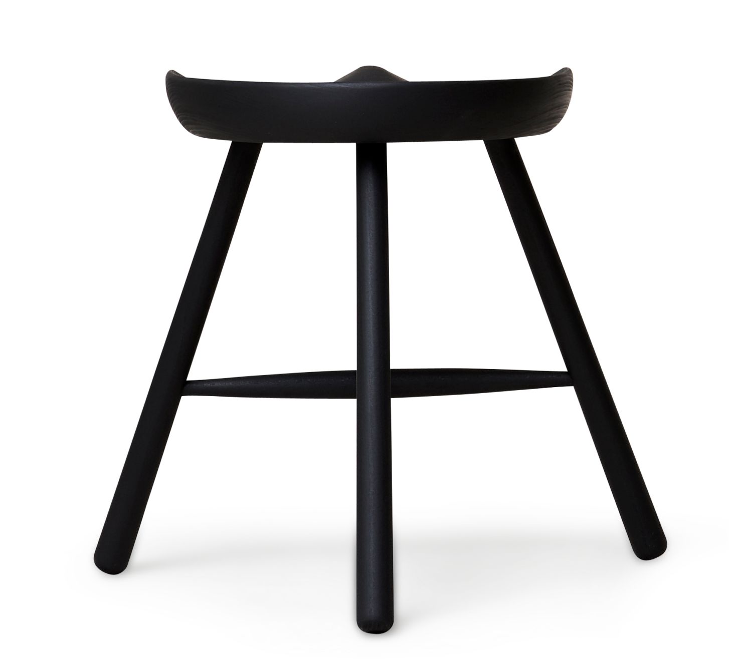 Shoemaker Chair No. 49, schwarzer Holz Hocker von Form & Refine, Buche gebeizt.