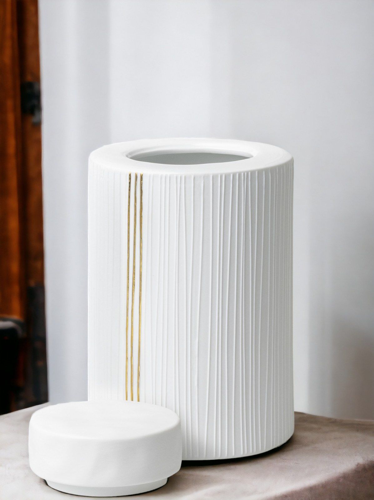 Porzellandose Streifen Räder