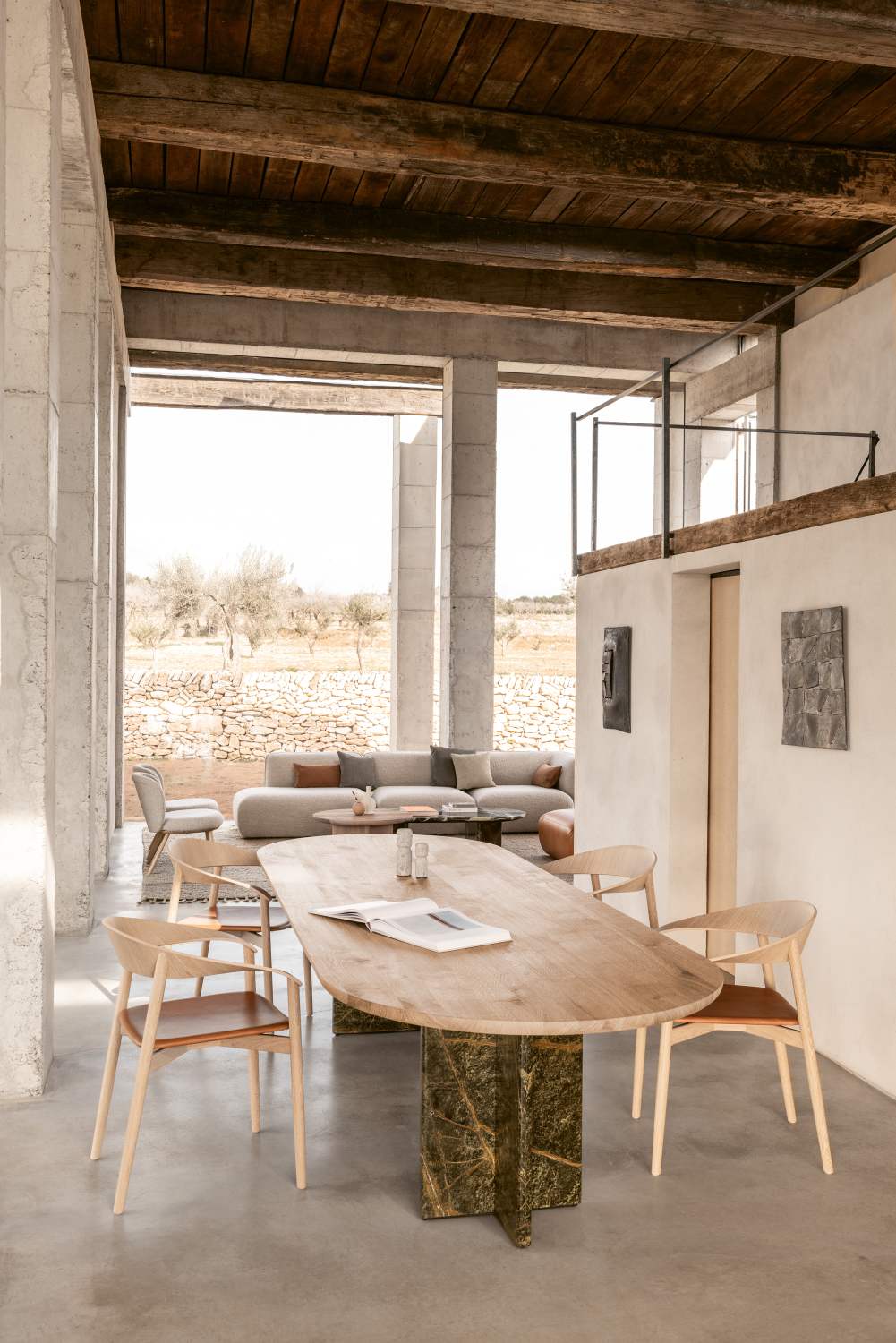 BC17 T-Rox Tisch oval Esstisch Janua 