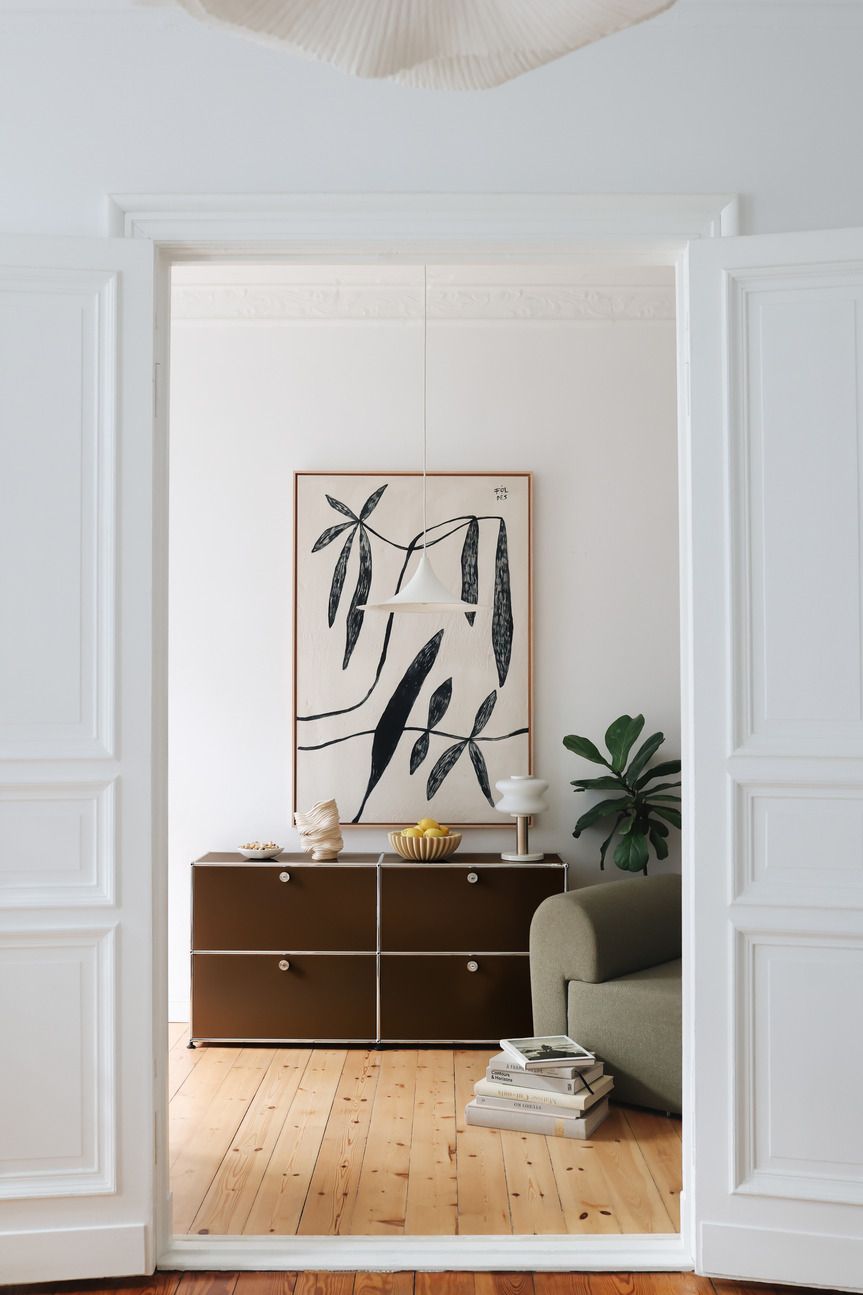 USM Haller Sideboard E2 mit 4 Klapptüren – reinorange