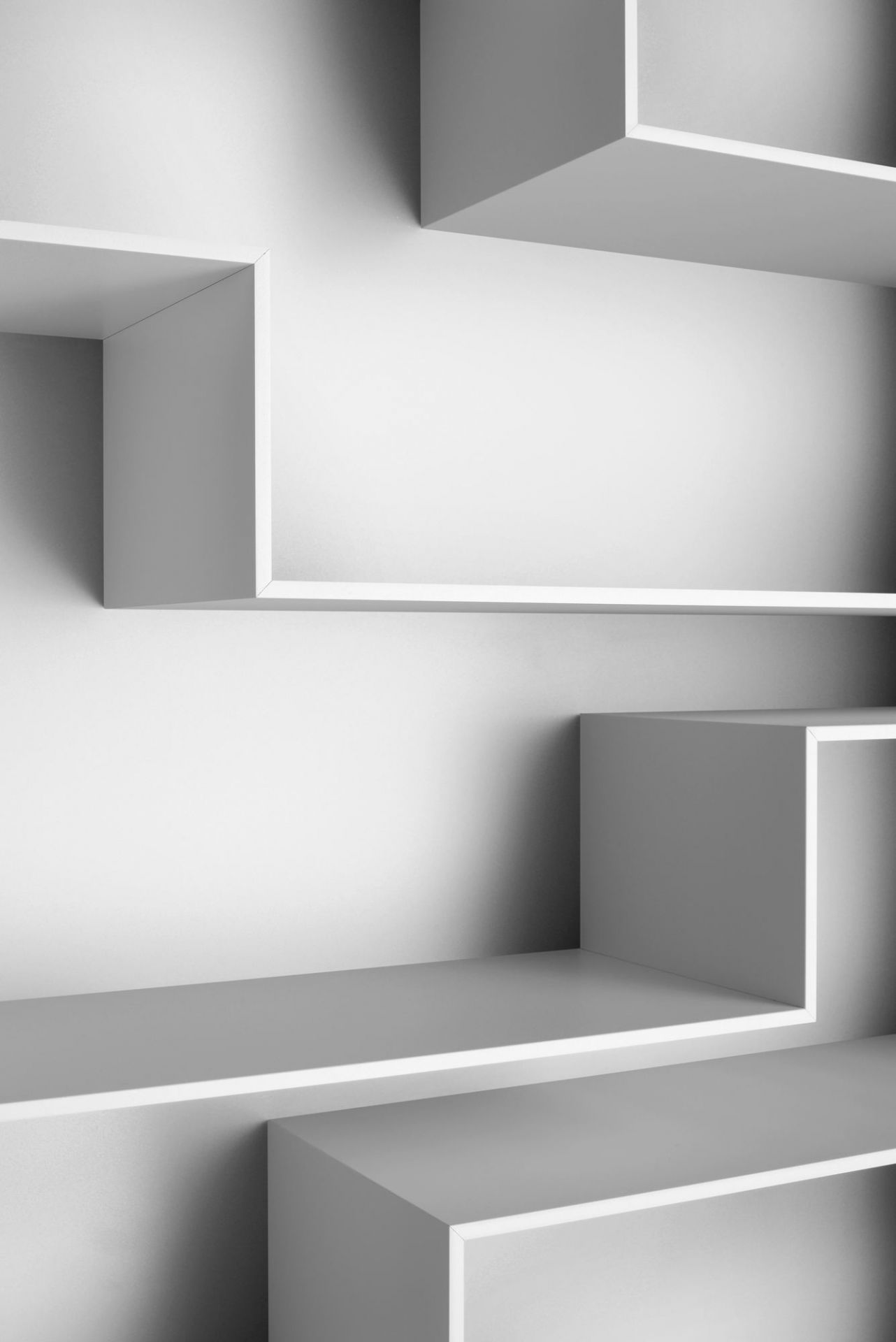 Weißes Melody Regalsystem von MDF Italia, moderne Wandregale für Wohnzimmer und Büro.