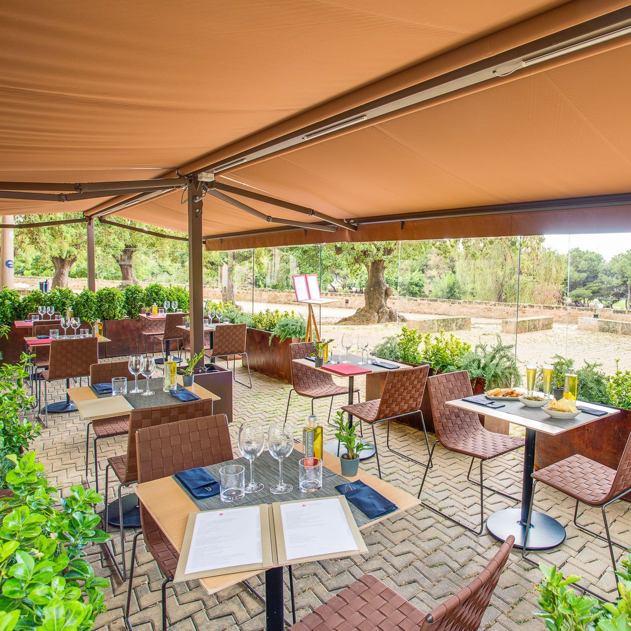 Trenza SI0700 Outdoor Stuhl stapelbar Andreu World