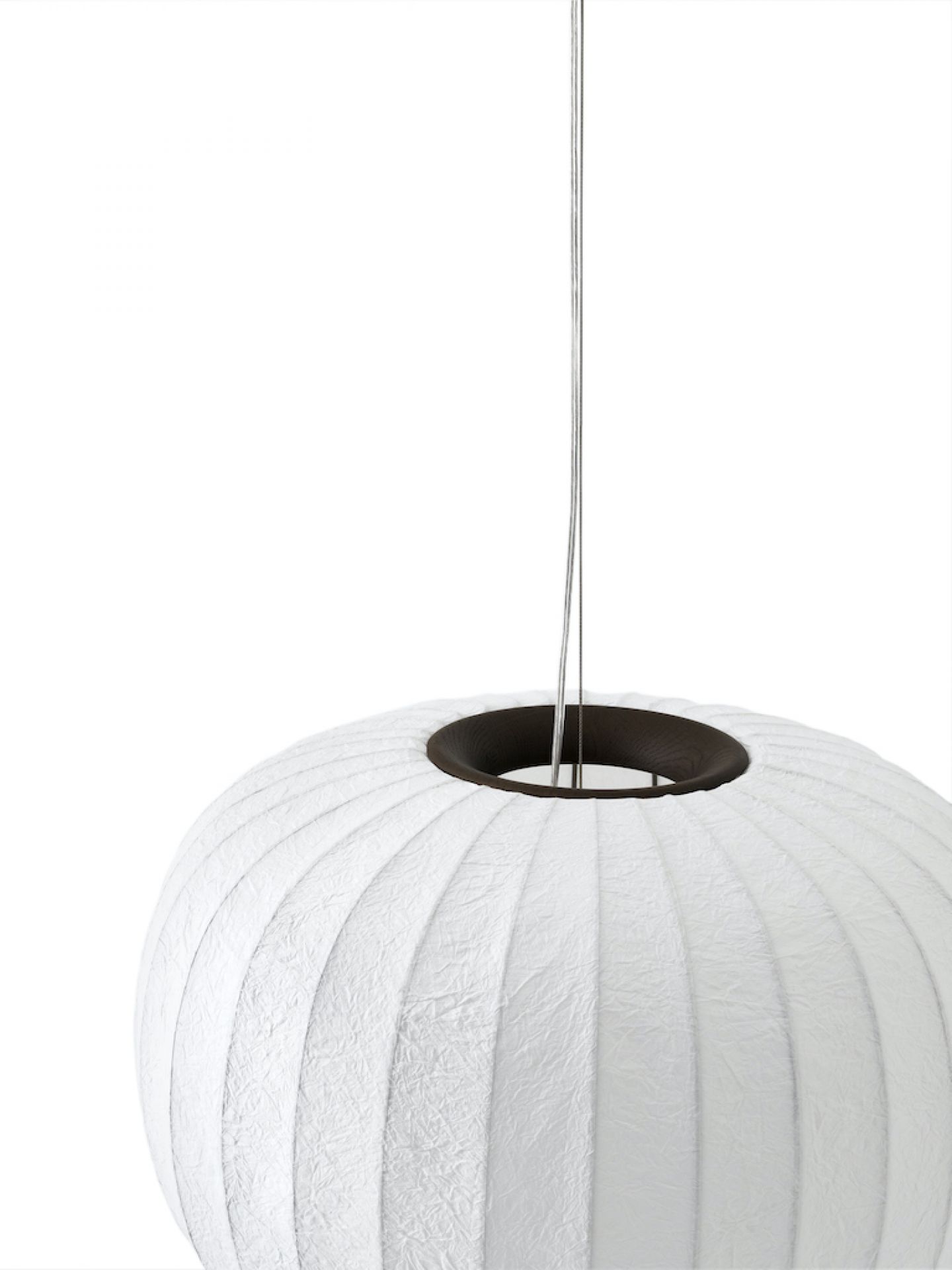 Vipp Paper Pendant Pendelleuchte mit Lampenschirm aus Papier und dunklem Eichenholz Detail.