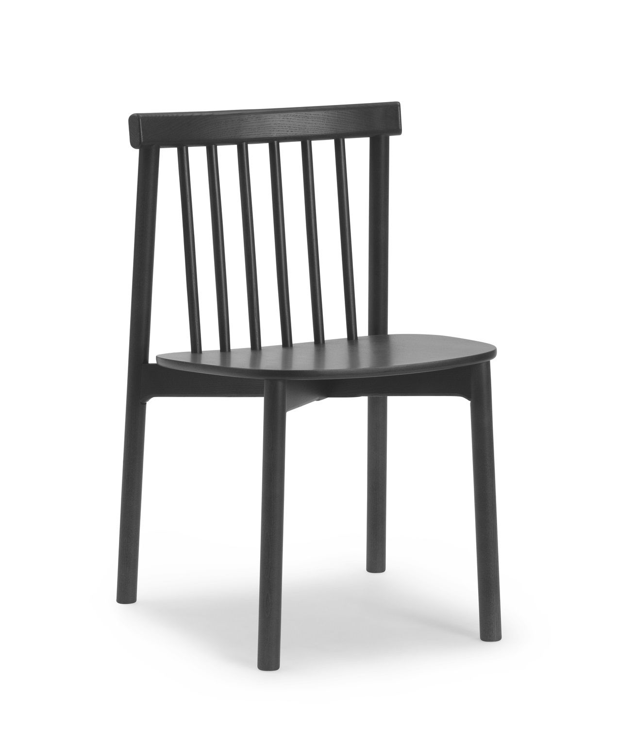 Schwarzer Pind Chair Stuhl von Normann Copenhagen, Holzstuhl mit Sprossenlehne, modernes Möbeldesign.