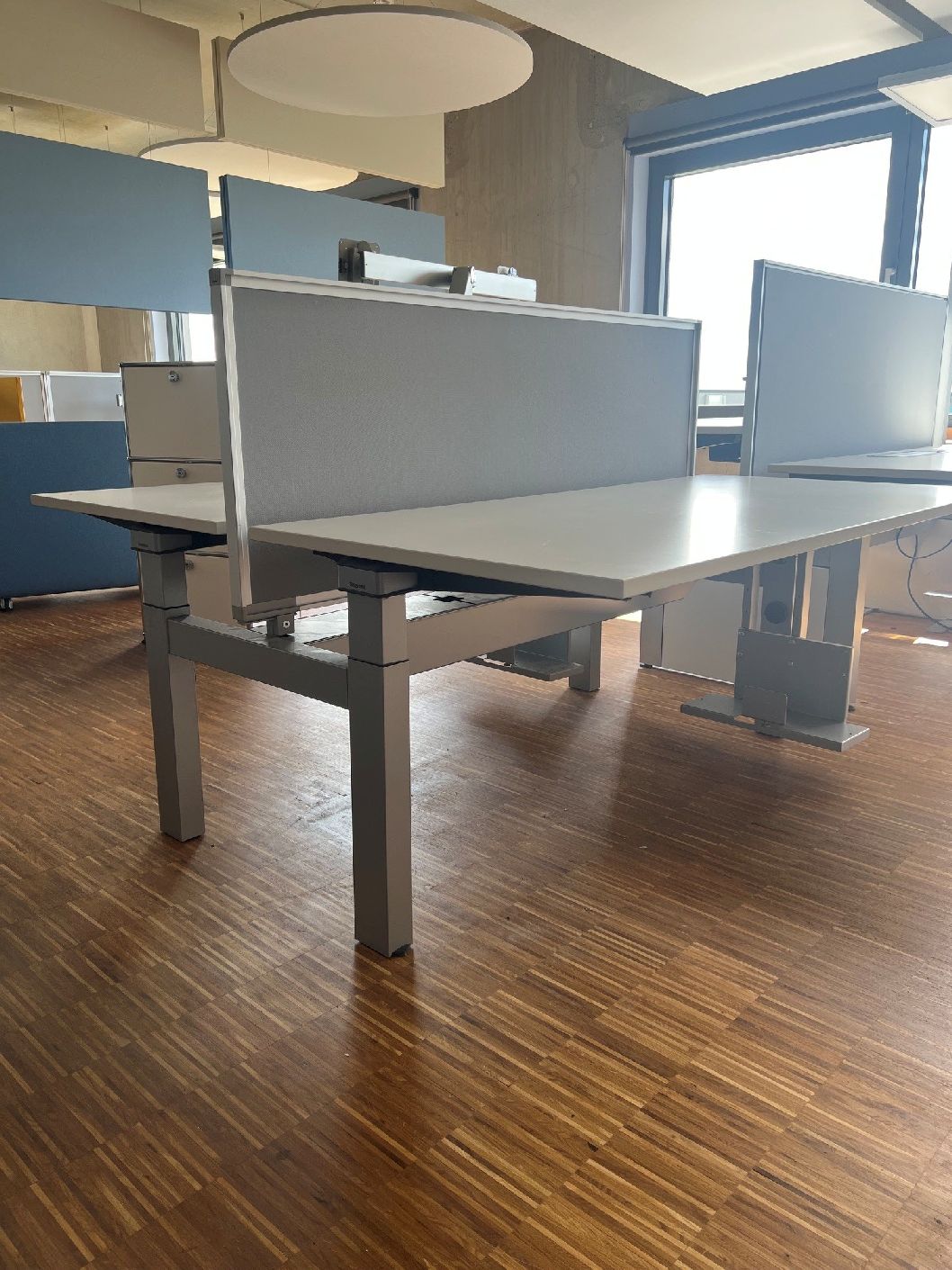 Doppelarbeitsplatz Steelcase AUSSTELLUNGSSTÜCK / GEBRAUCHTMÖBEL 