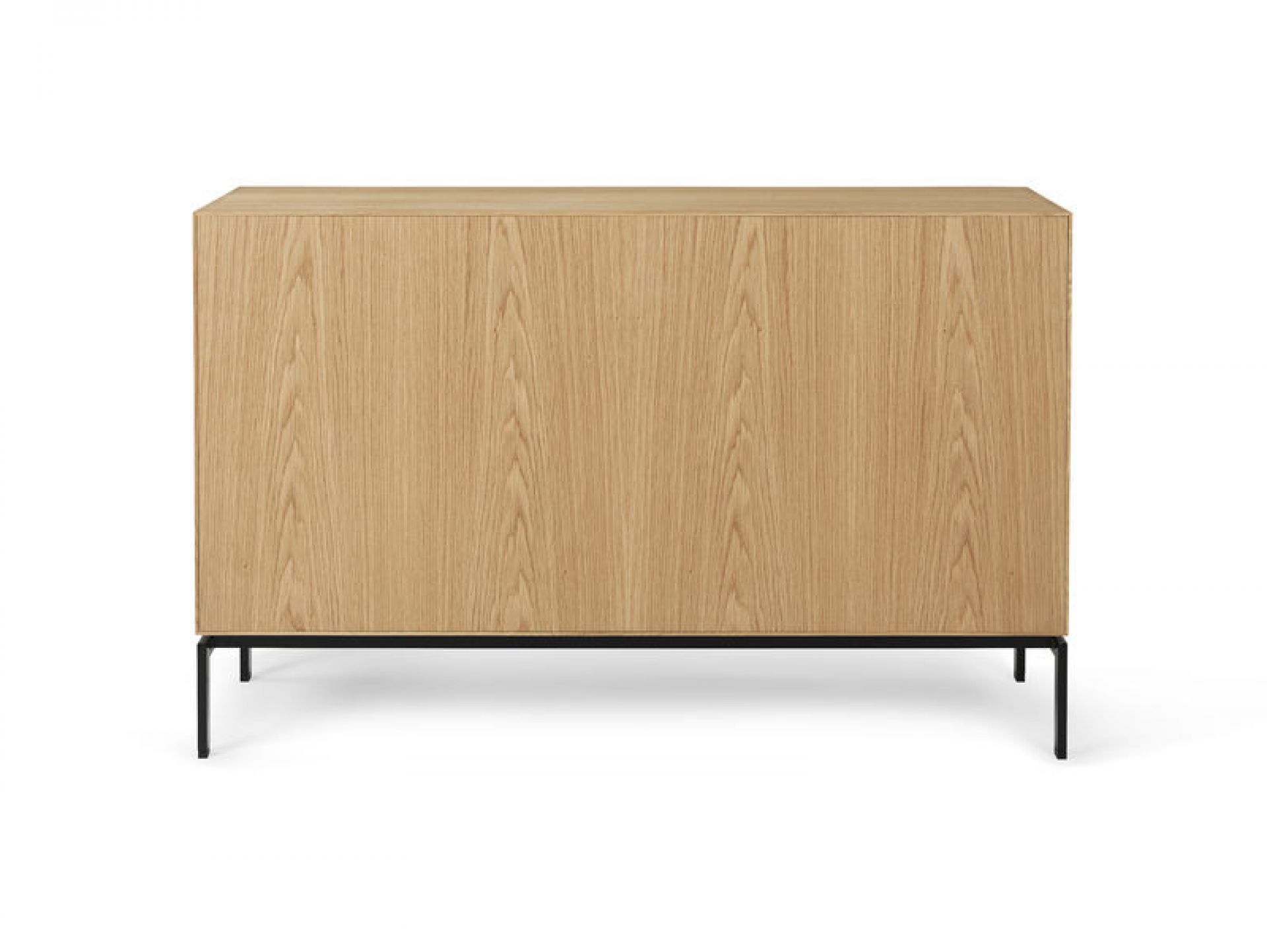 FK63 Bücherregal von Carl Hansen & Søn: Horizontal, Eiche mit Türen und schwarzen Beinen.