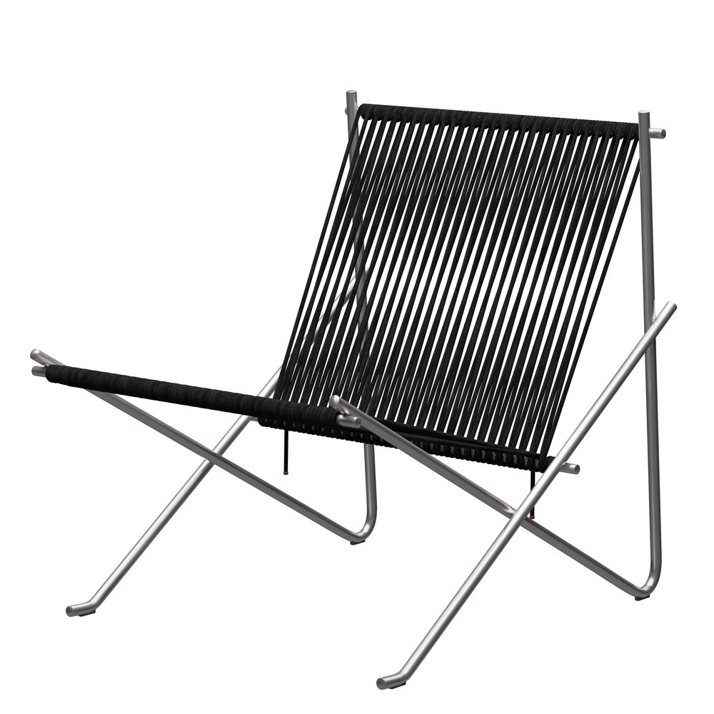 Bild eines PK4 Lounge Chairs von Fritz Hansen, schwarze Seilbespannung und Edelstahlgestell.