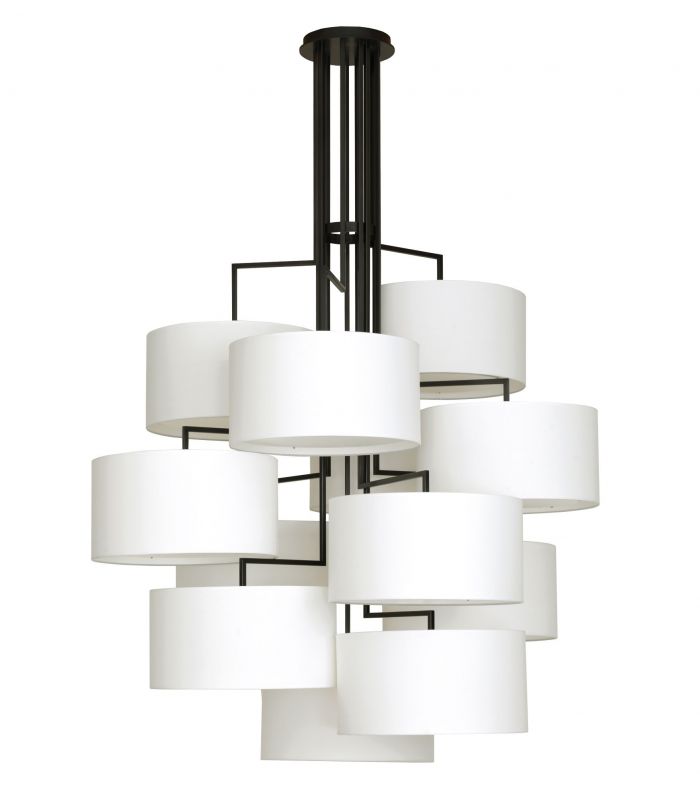 NOON 12 Deckenleuchte: Moderne Hängeleuchte mit weißen Stoffschirmen und schwarzem Metallgestell.