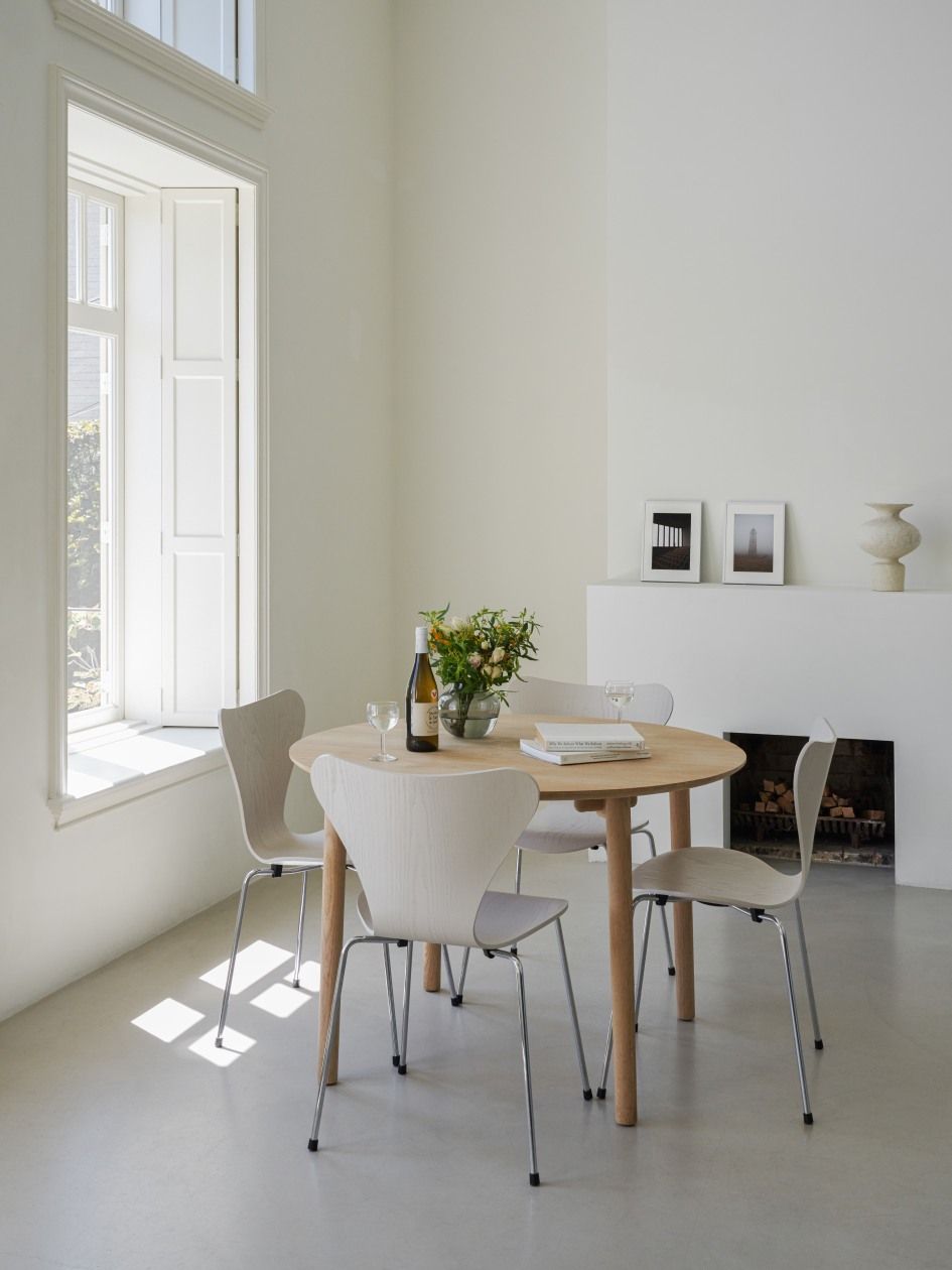 Hven Tisch Ø 110 x H 73 cm Skagerak by Fritz Hansen