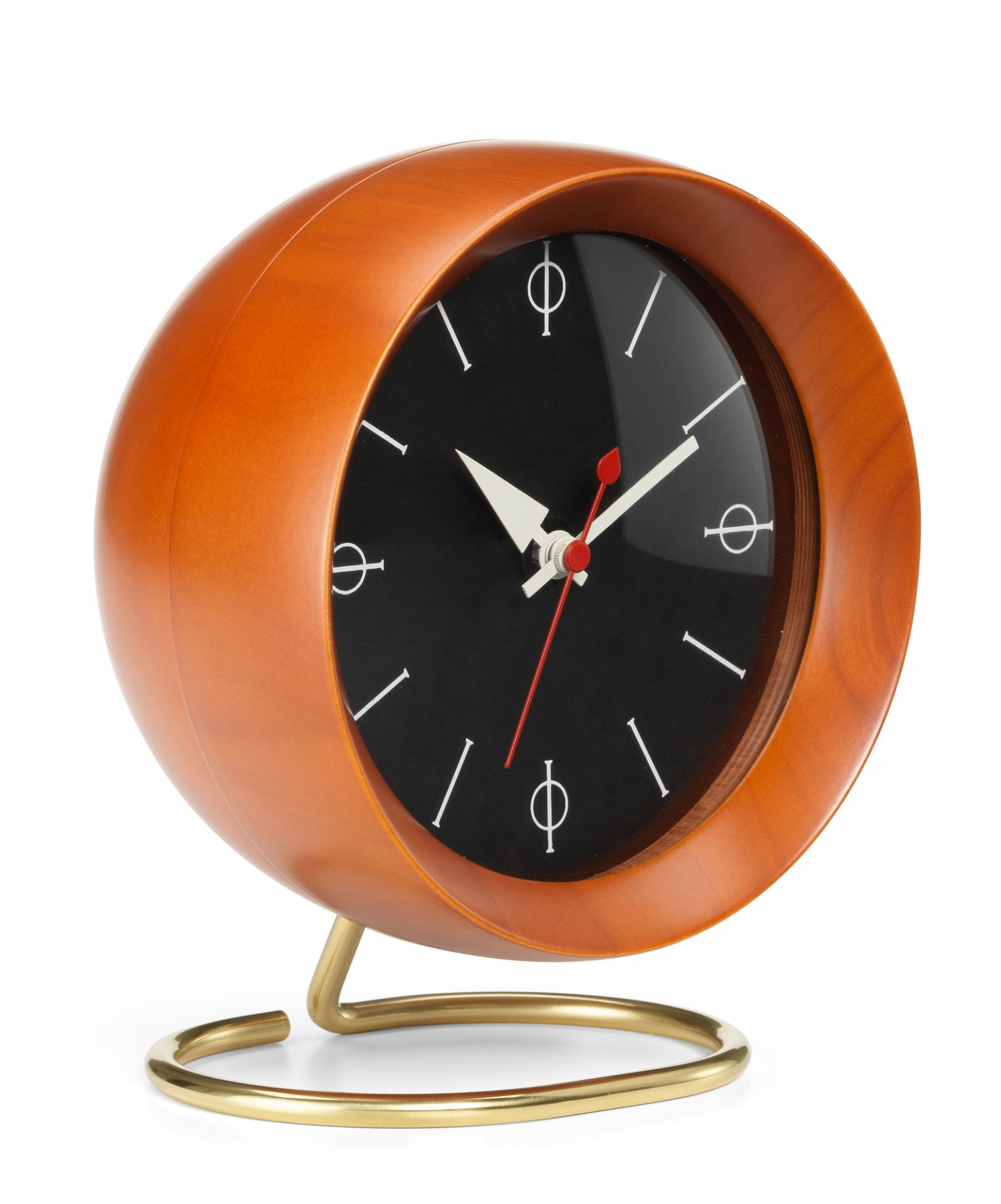 Nahaufnahme der Vitra Chronopak Tischuhr mit Holzgehäuse und goldenem Fuß.