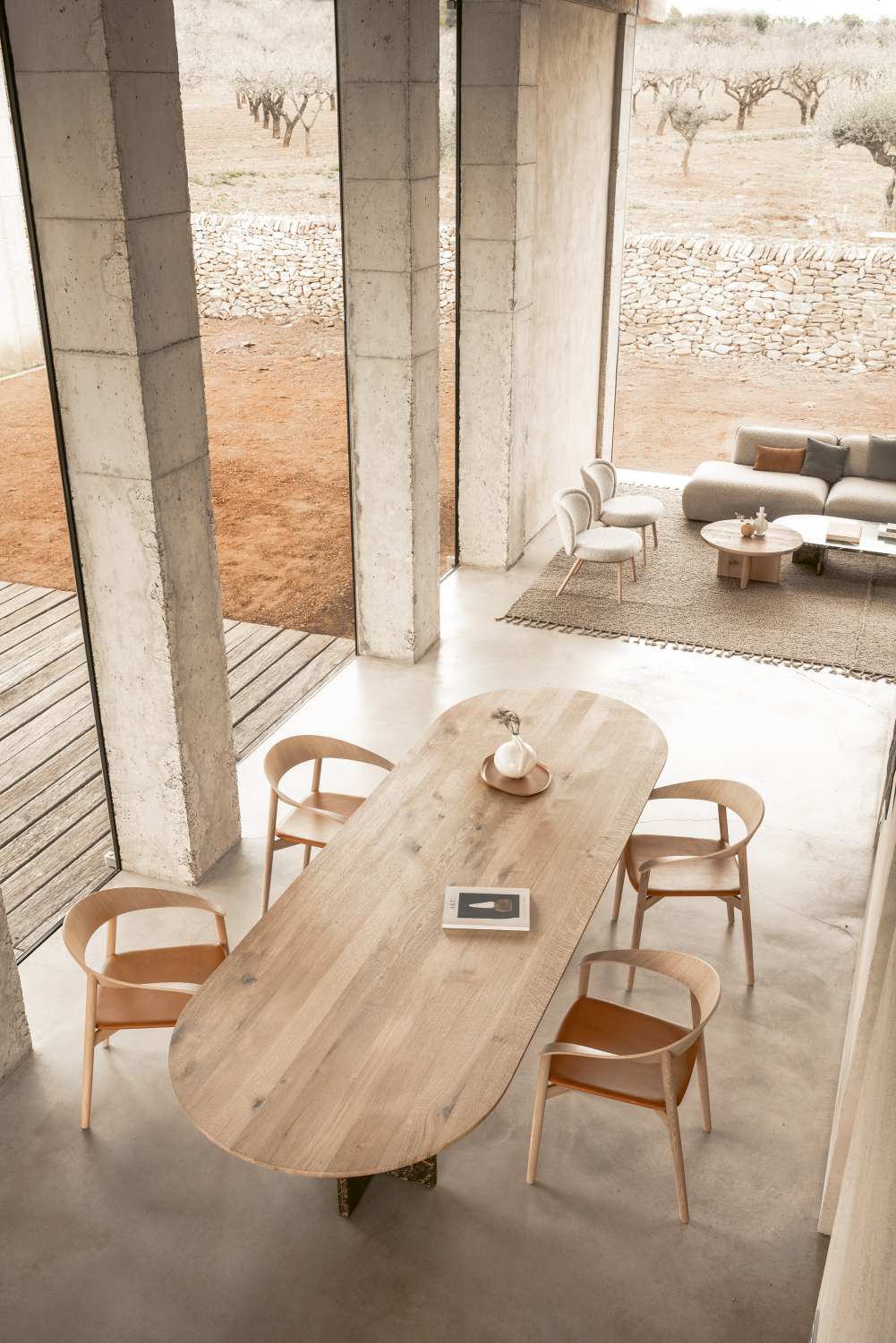 BC17 T-Rox Tisch oval Esstisch Janua 