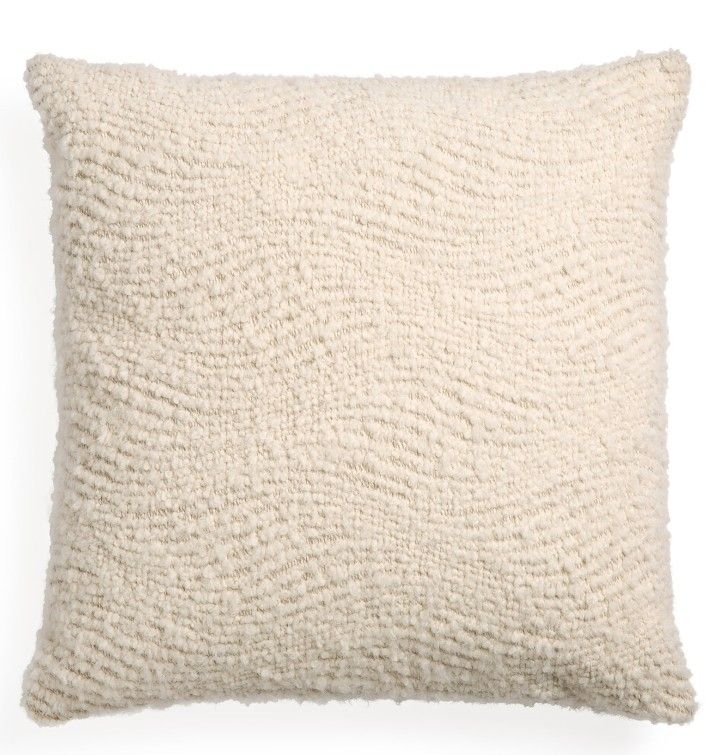 Ethnicraft Wave Cushion Kissen, 50x50 cm, quadratisch, elfenbeinfarben mit gewebter Textur für Wohnzimmer und Schlafzimmer.