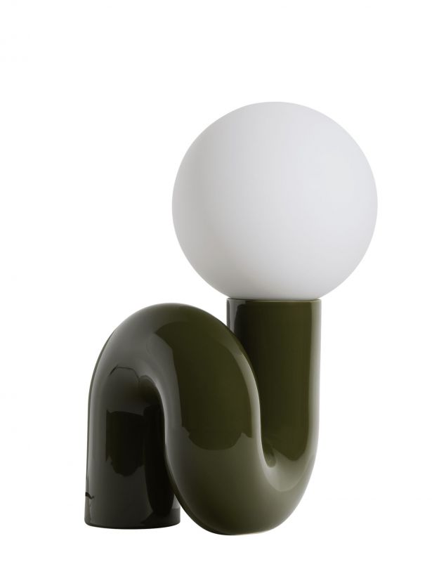 Neotenic Tischleuchte groß von Petite Friture, grüne Keramikbasis mit weißem, rundem Lampenschirm.