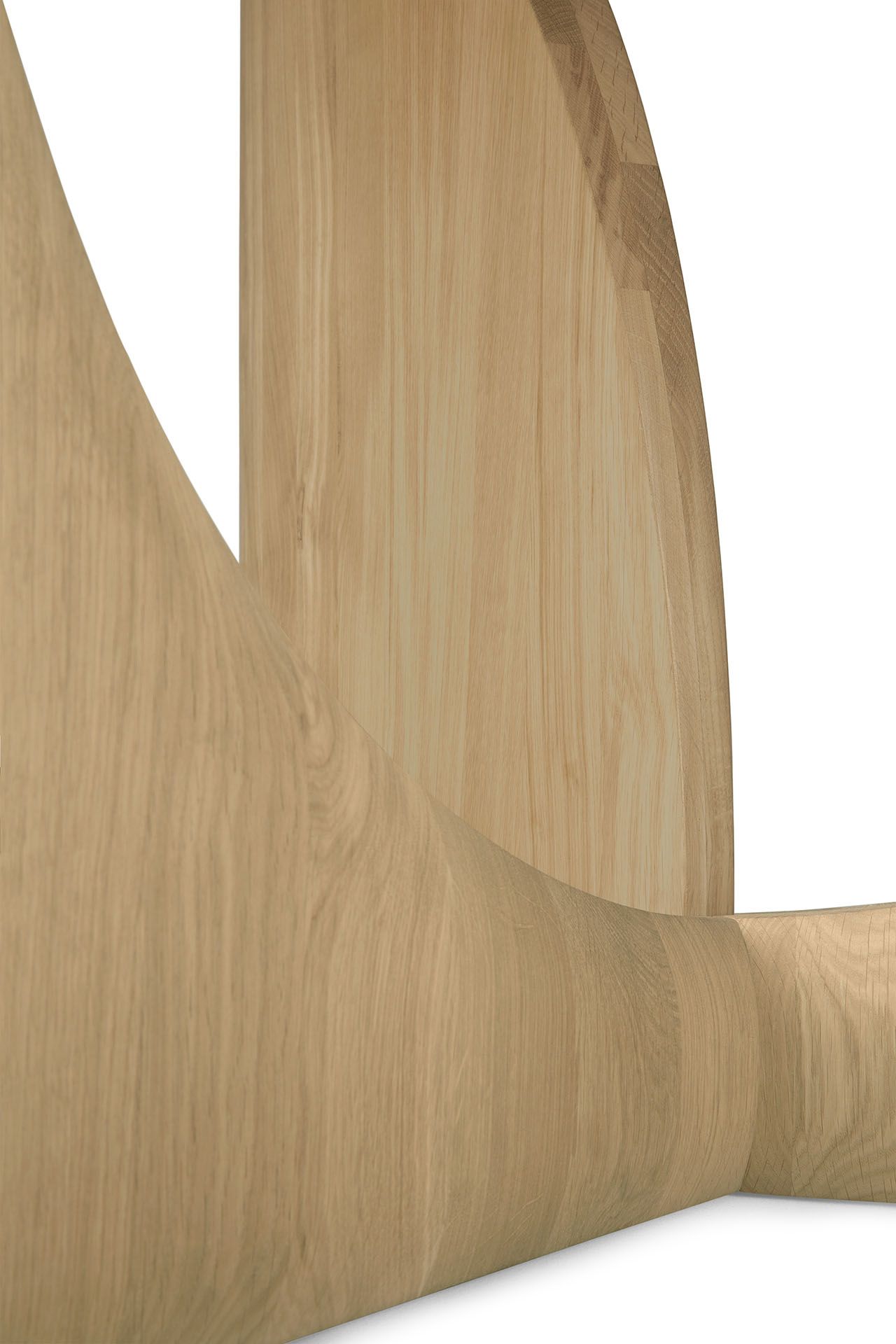 Geometric Dining Table Esstisch rund Ethnicraft