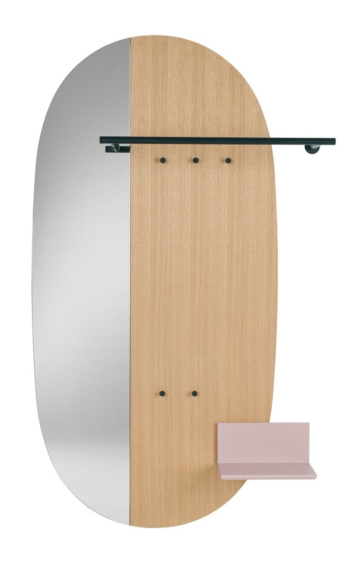 Schönbuch Mask Paneelgarderobe: Ovale Garderobe mit Spiegel, Holzpaneel, Kleiderstange, Haken und Ablage.