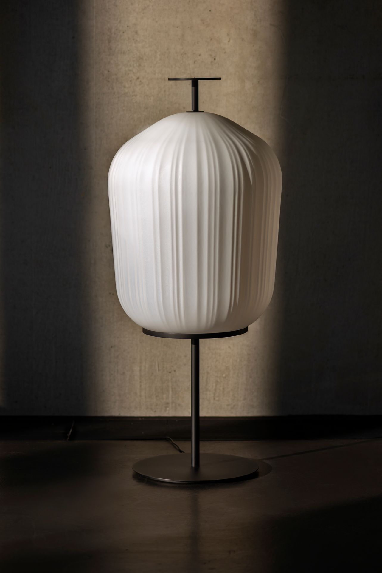 Plissée Floor Lamp Stehleuchte ClassiCon Bronze