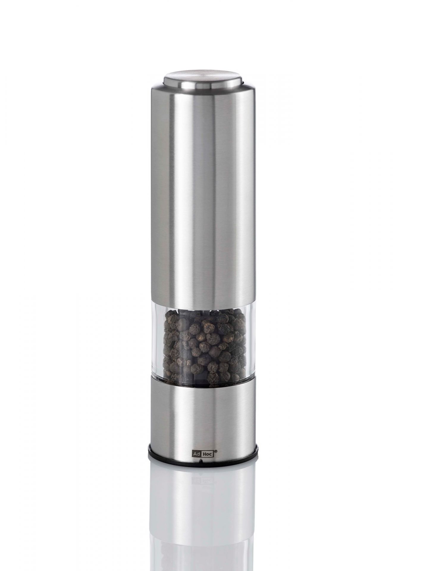 AdHoc Pepmatik elektrische Pfeffermühle aus Edelstahl mit Pfefferkörnern im transparenten Behälter.