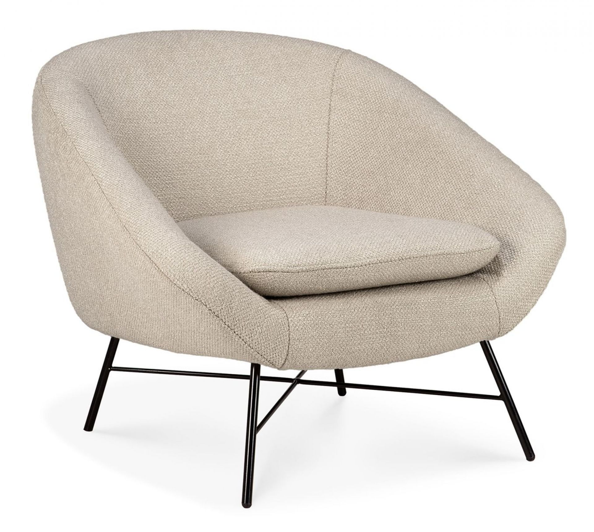 Barrow Sessel in Off-White von Ethnicraft: Moderner Loungesessel mit schwarzem Metallgestell und bequemen Sitzkissen.