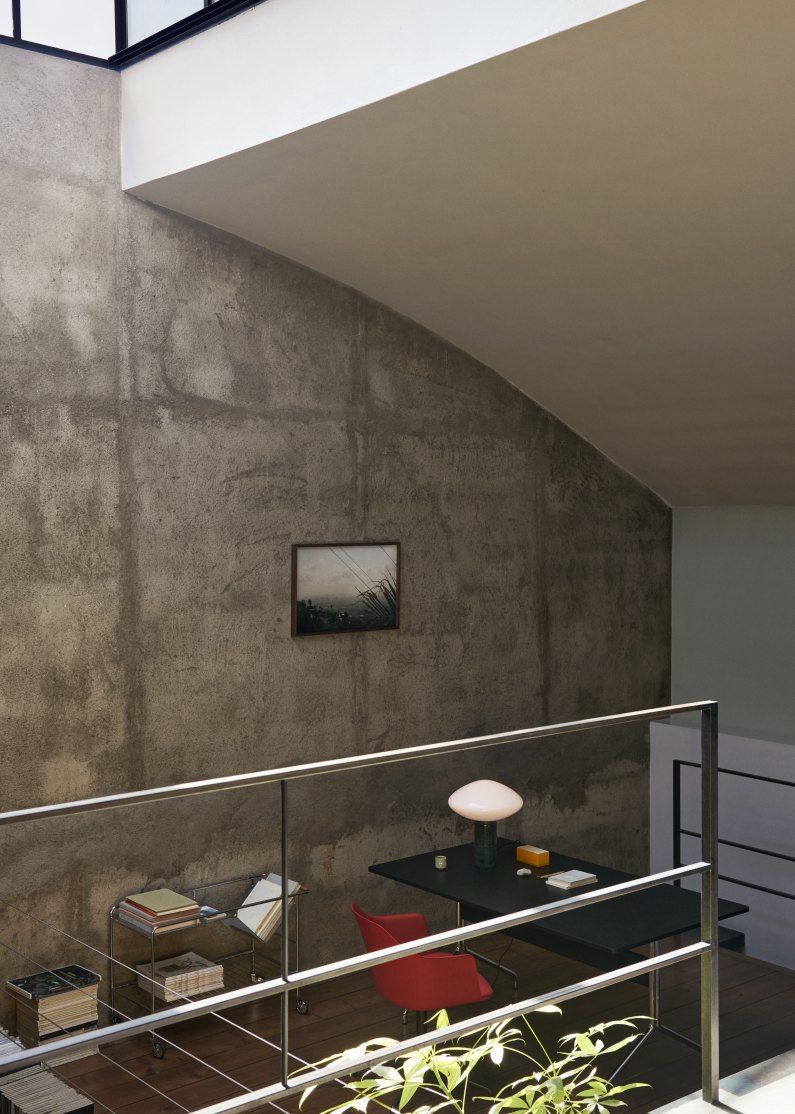 Mist AP17 Tischleuchte Guatemale Verde AndTradition