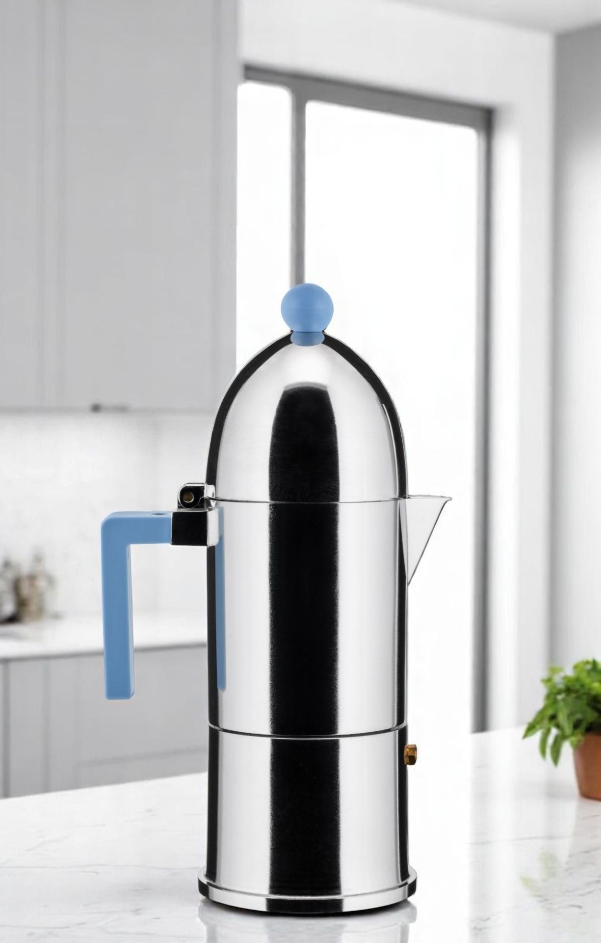 Alessi La Cupola Espressokocher in Hellblau: Klassische italienische Kaffeekanne für aromatischen Espresso.