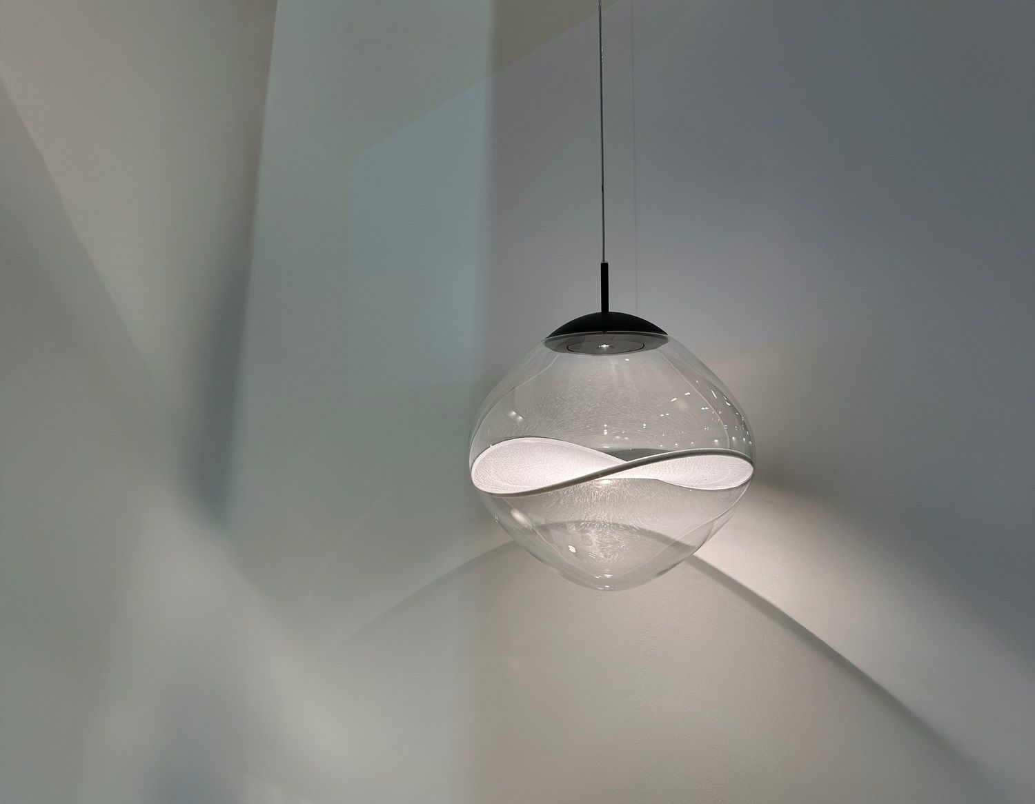 Aether Suspension lamp Pendelleuchte Lumina