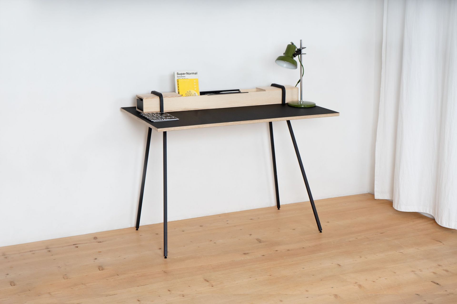 Kurt Sekretär Nils Holger Moormann