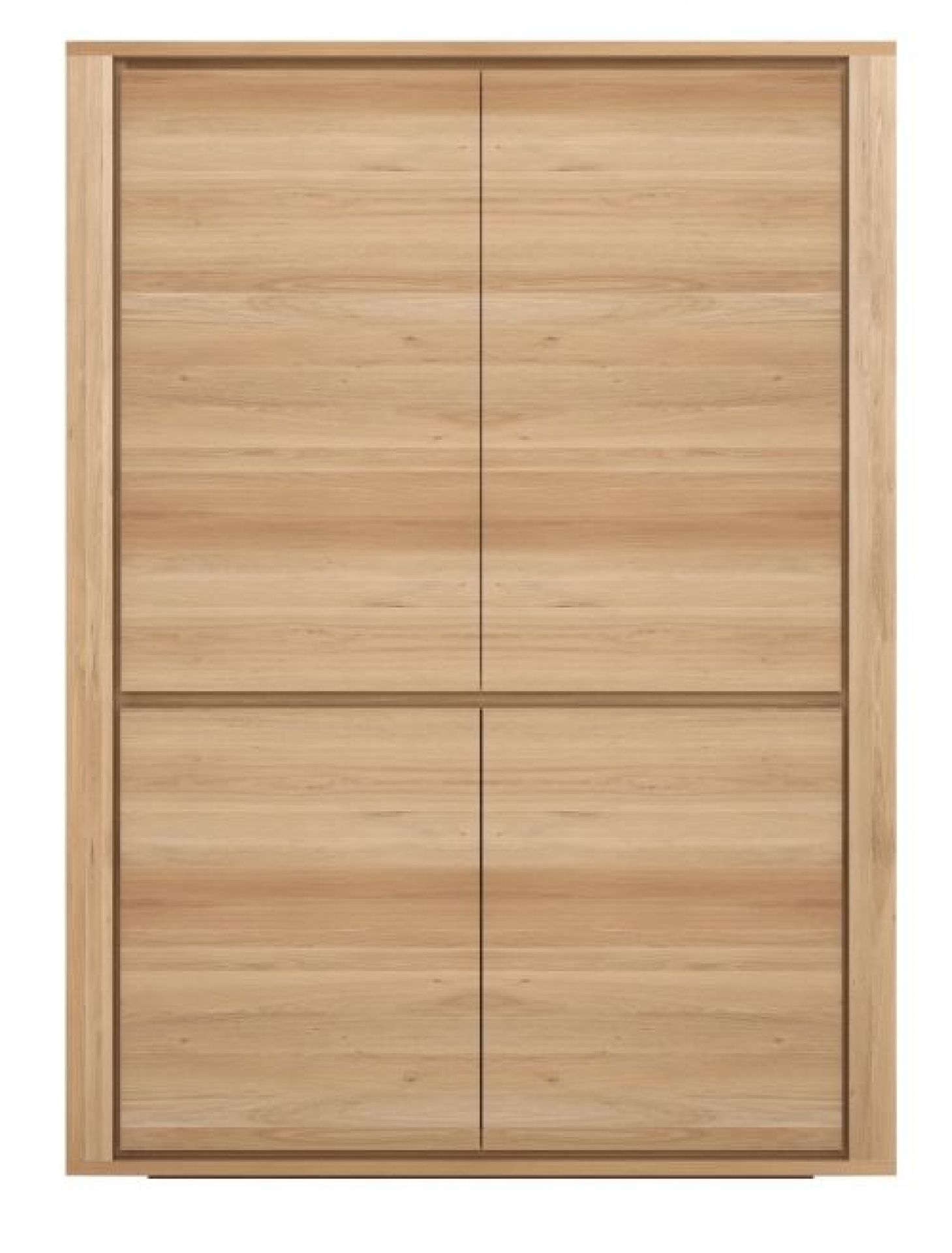 Ethnicraft Shadow Hochschrank aus Eiche: Moderner, hoher Schrank mit vier Türen und natürlicher Holzmaserung.