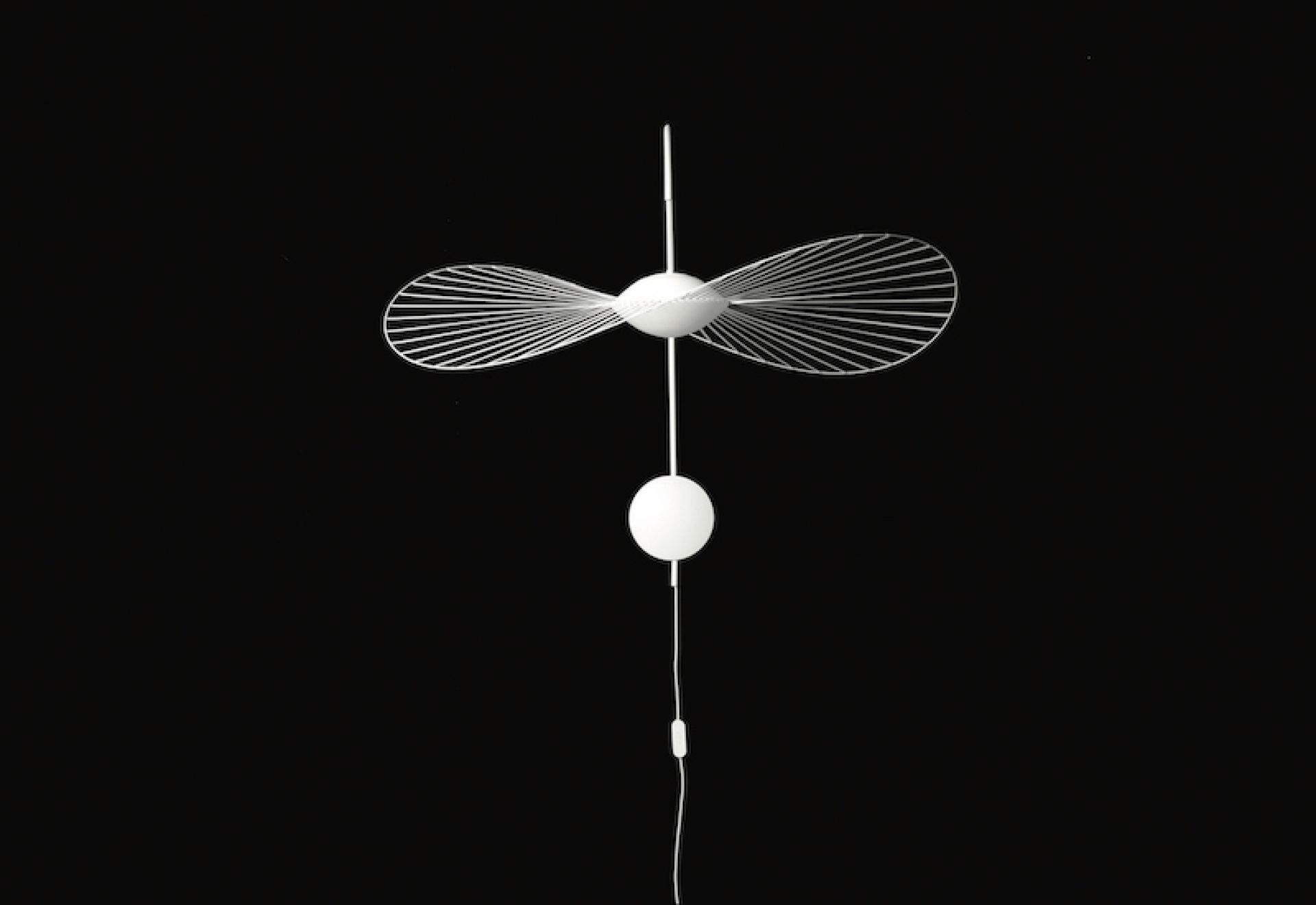 Vertigo Nova Wandleuchte Weiß Petite Friture