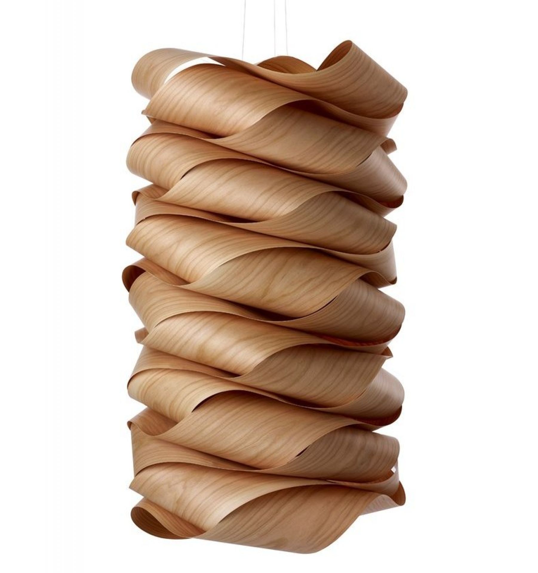 Link Chain Pendelleuchte von LZF Lamps: Moderne Hängelampe aus Holzfurnier, spiralförmiges Design.