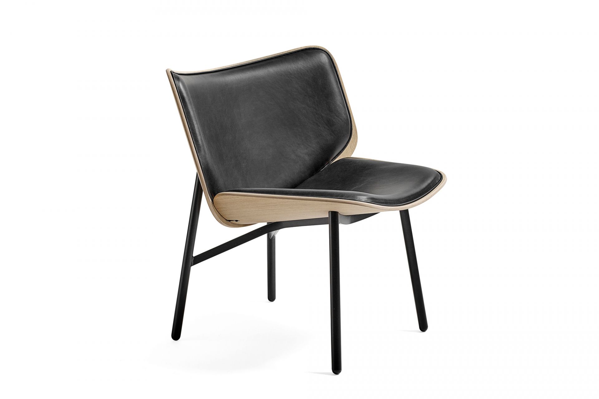 Schwarzer Hay Sessel "Dapper Lounge Chair" mit Holzrahmen und schwarzen Beinen. Design Sitzmöbel.